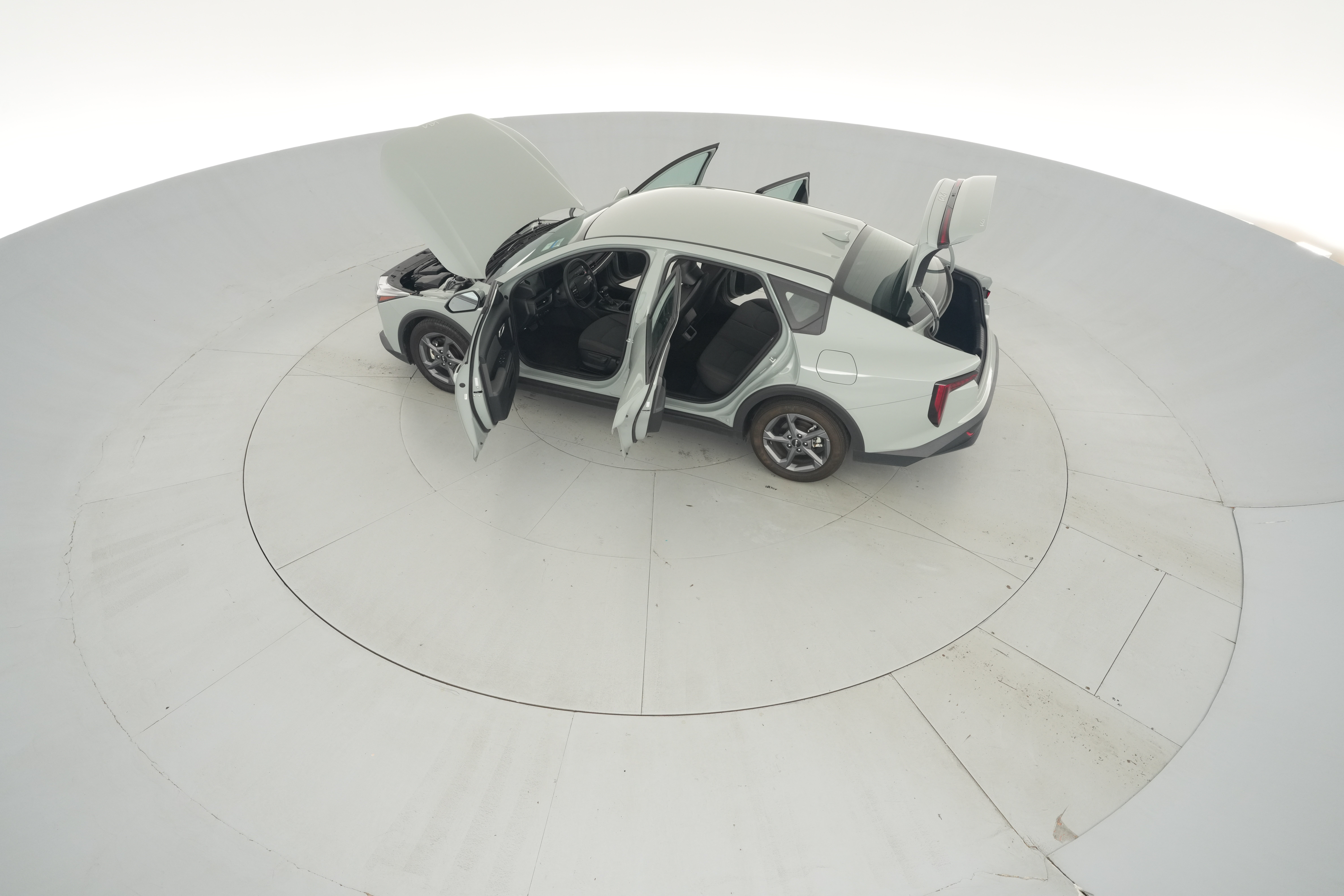 2025 Kia K4 LXS - Photo 44