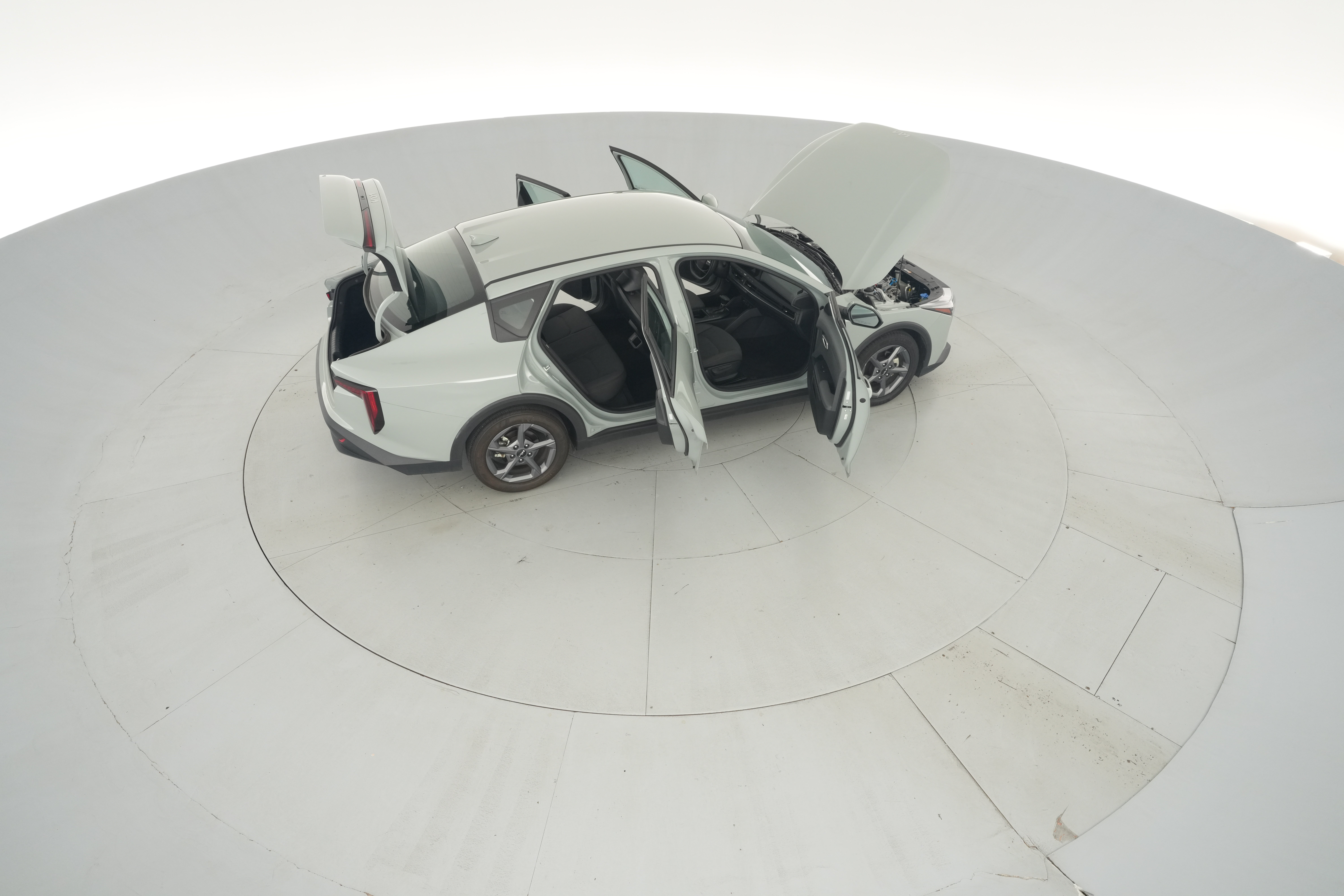 2025 Kia K4 LXS - Photo 50