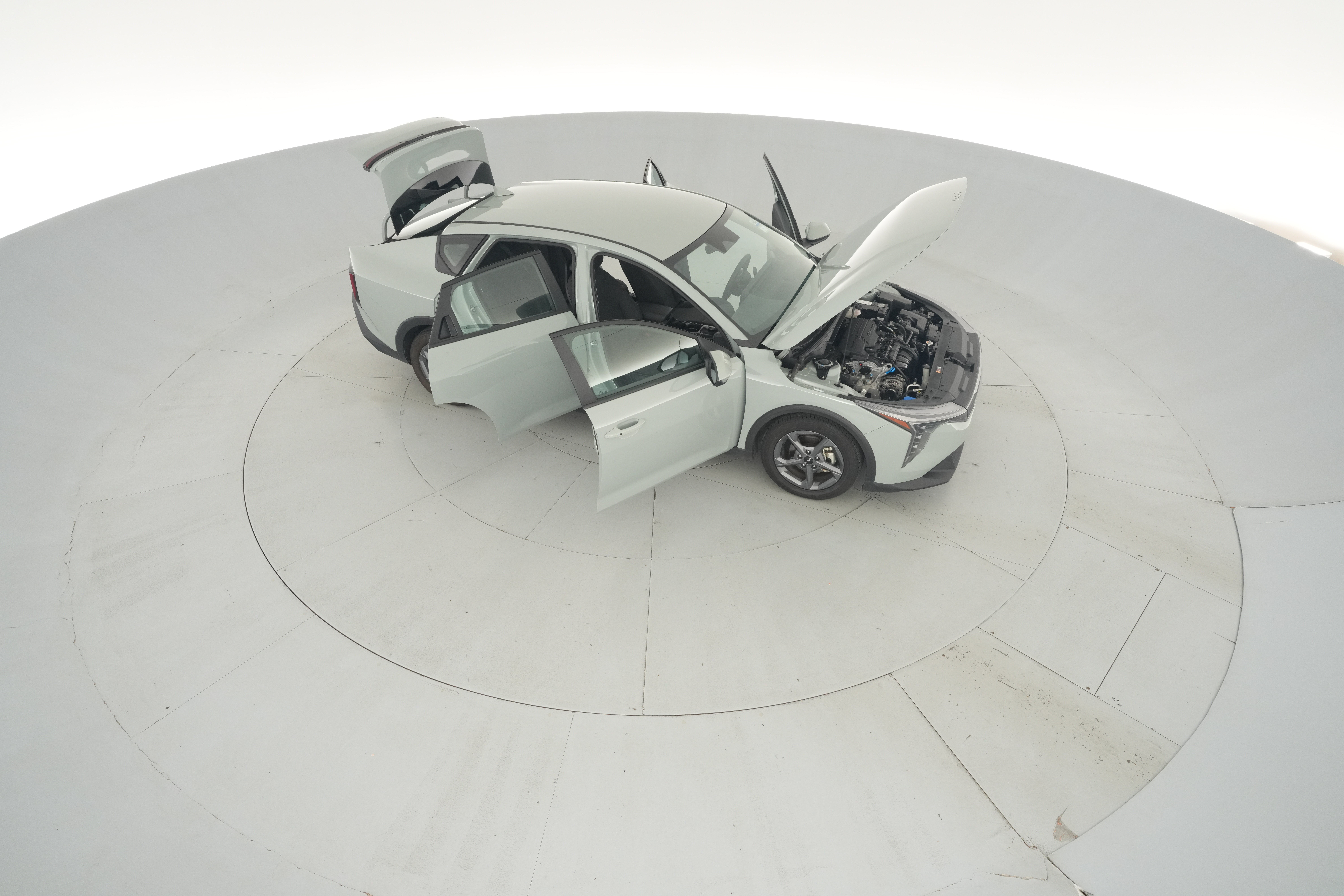 2025 Kia K4 LXS - Photo 52