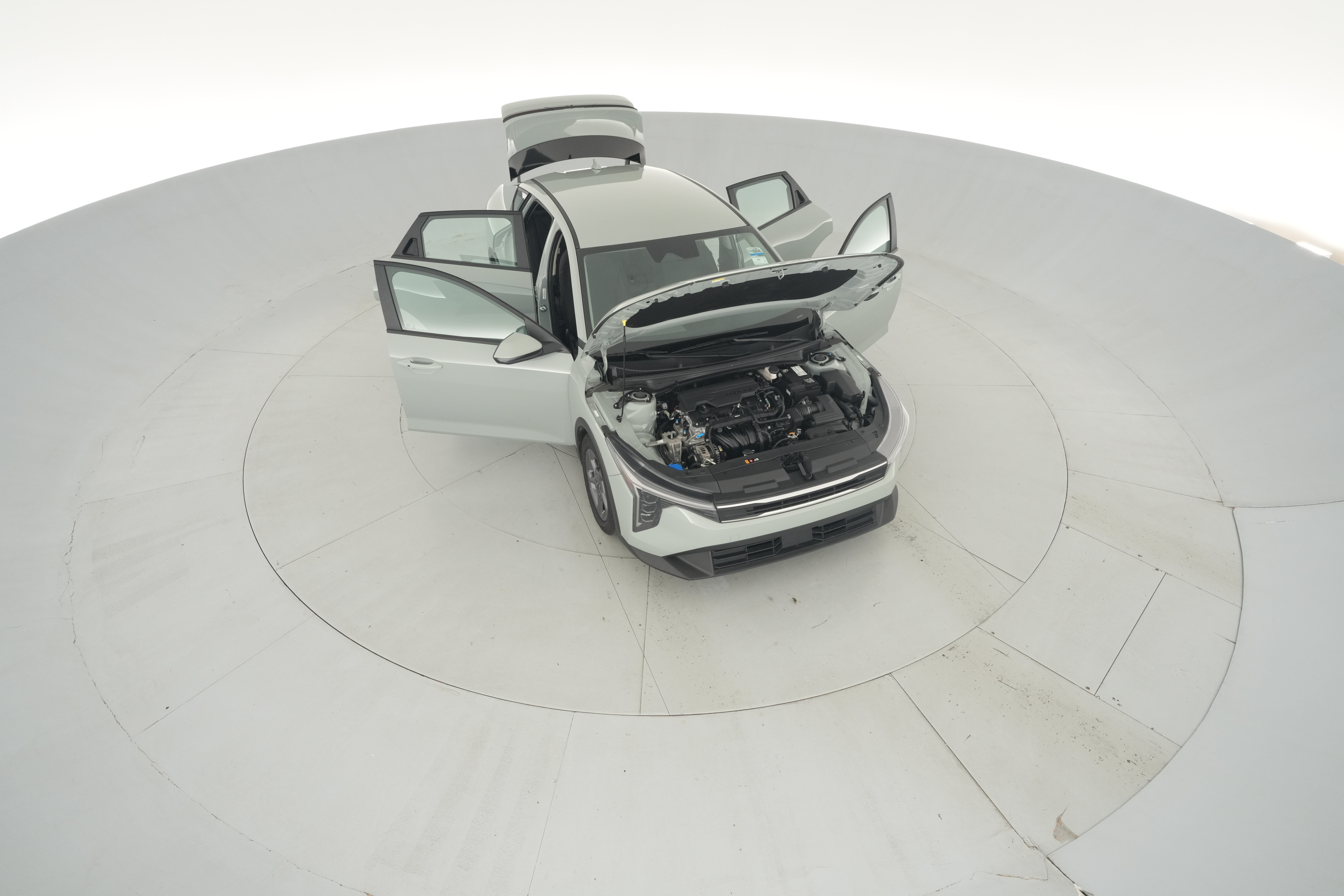 2025 Kia K4 LXS - Photo 54