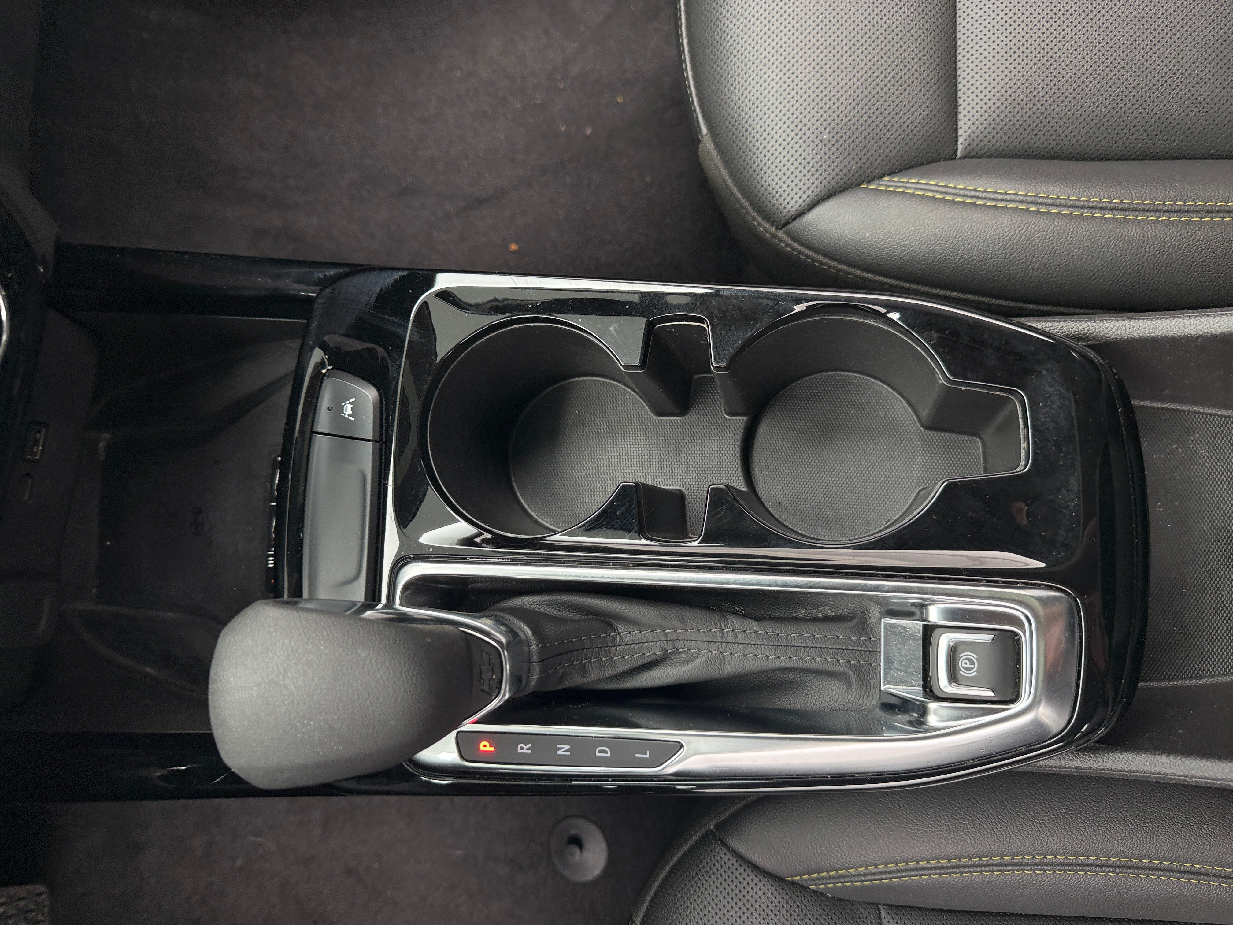 2025 Chevrolet Trax Activ - Photo 4