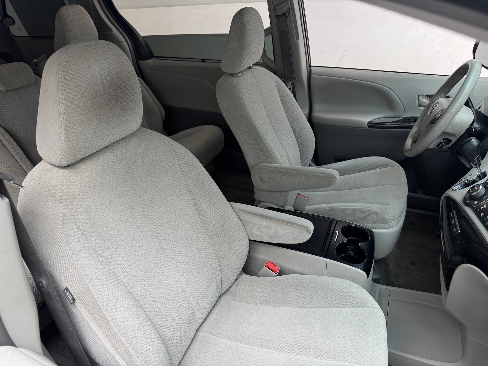 Thumbnail: 2013 Toyota Sienna - 2