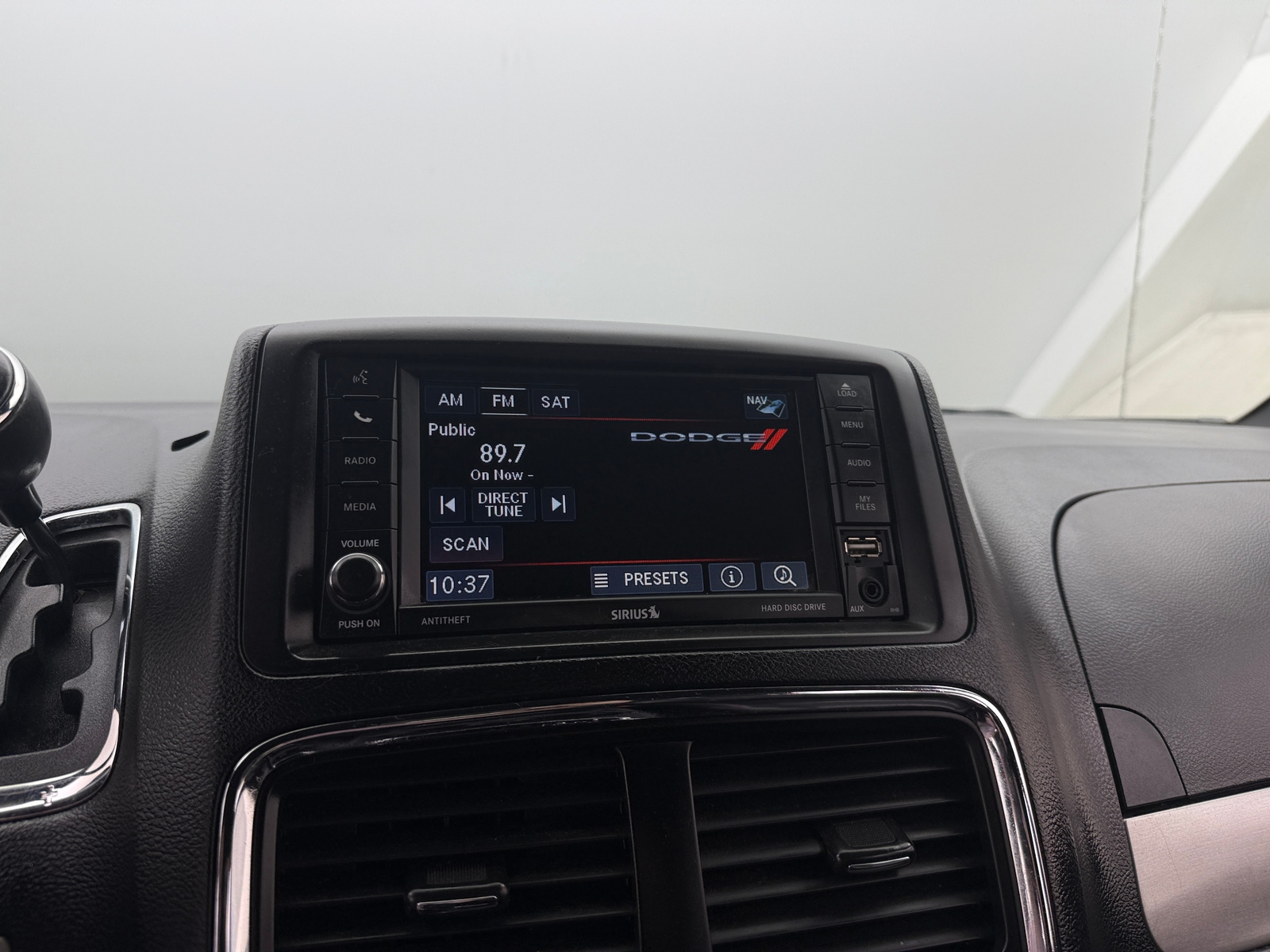 Thumbnail: 2017 Dodge Grand Caravan - 3