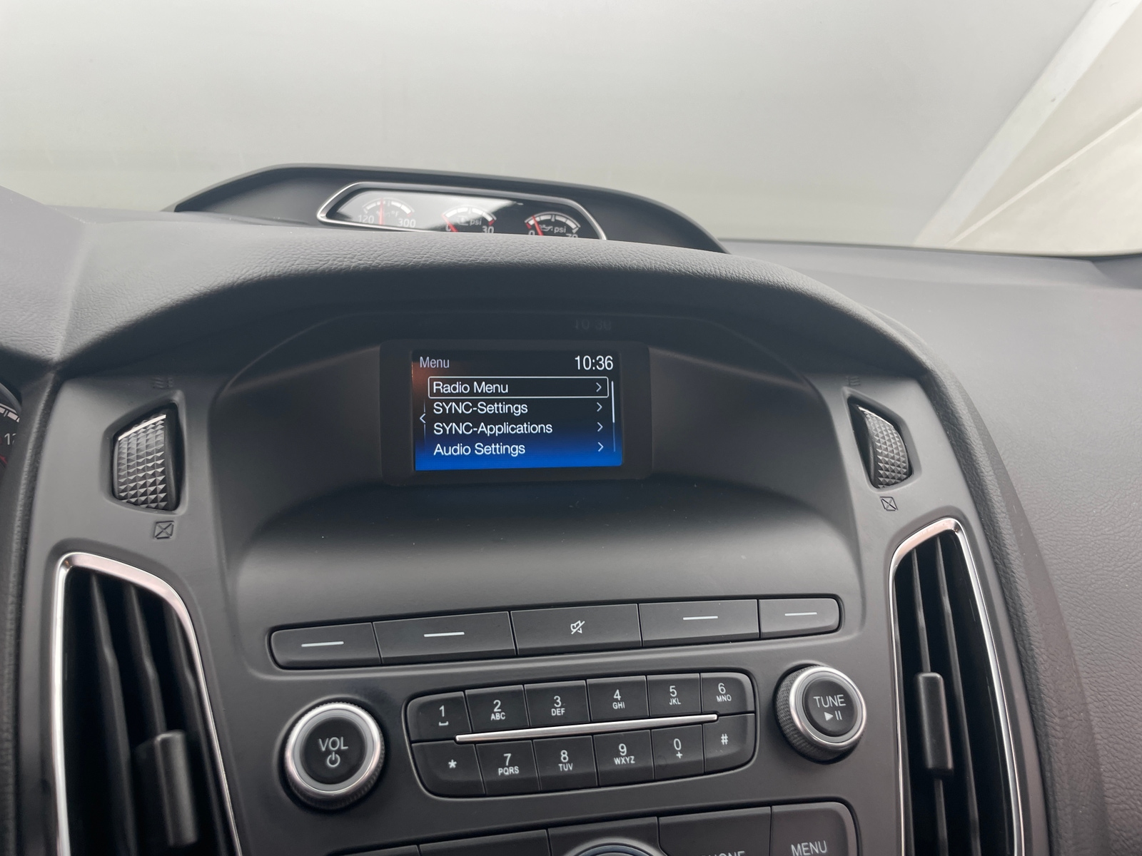 Thumbnail: 2018 Ford Focus - 4