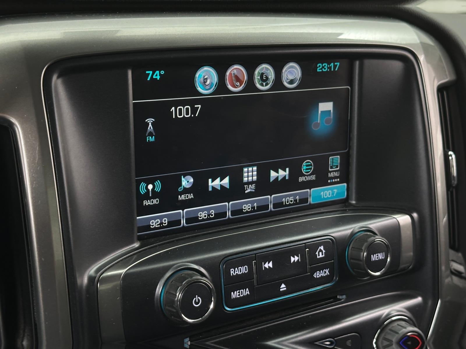 Thumbnail: 2019 Chevrolet Silverado 1500 - 4