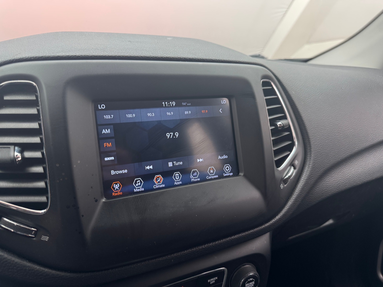 Thumbnail: 2018 Jeep Compass - 4