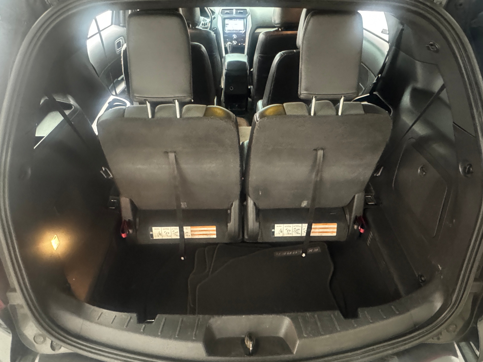 Thumbnail: 2015 Ford Explorer - 7