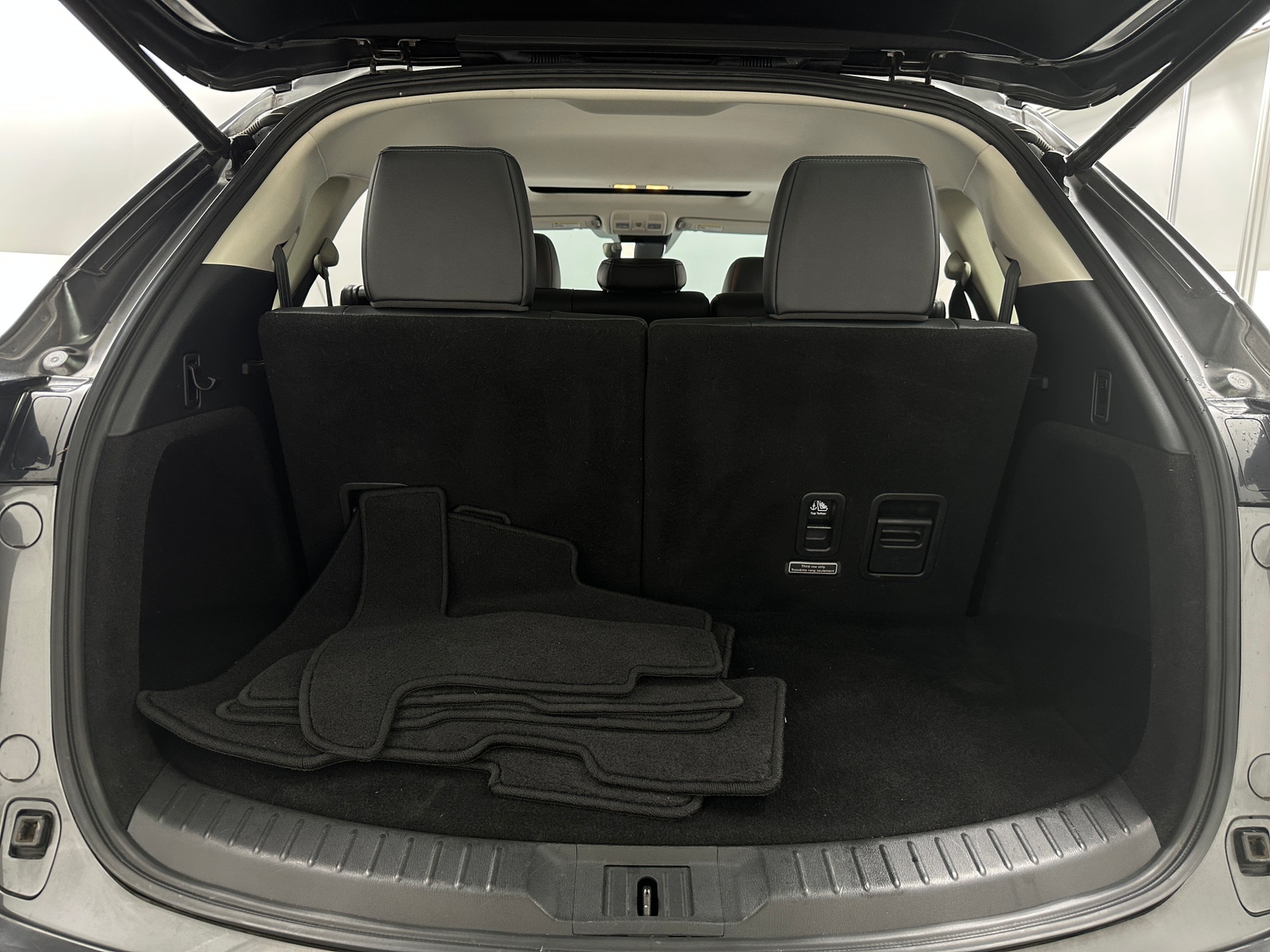 Thumbnail: 2023 Mazda CX-9 - 6