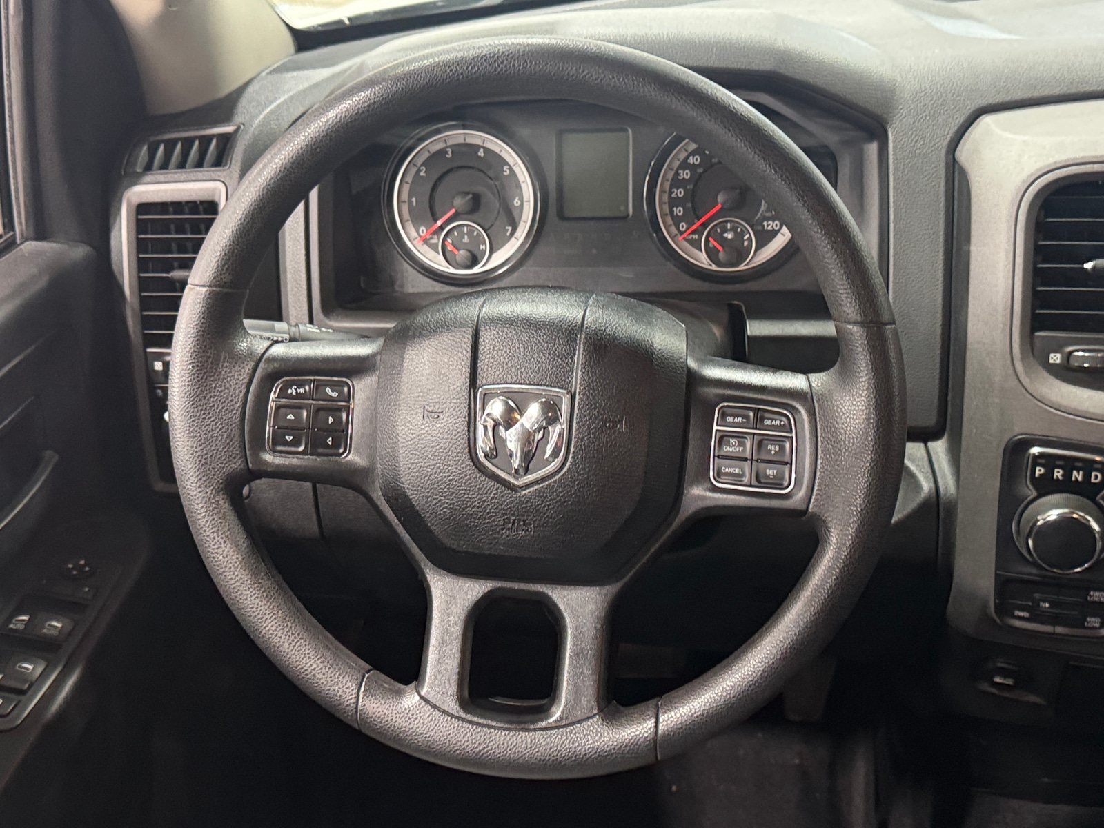 Thumbnail: 2019 RAM 1500 Classic - 5