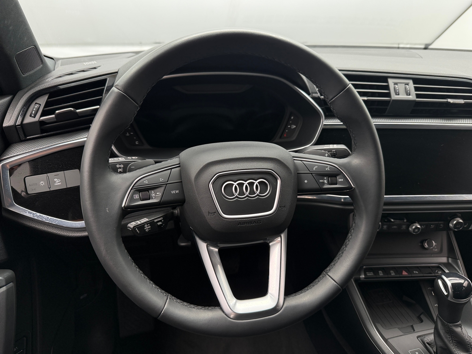 Thumbnail: 2024 Audi Q3 - 5