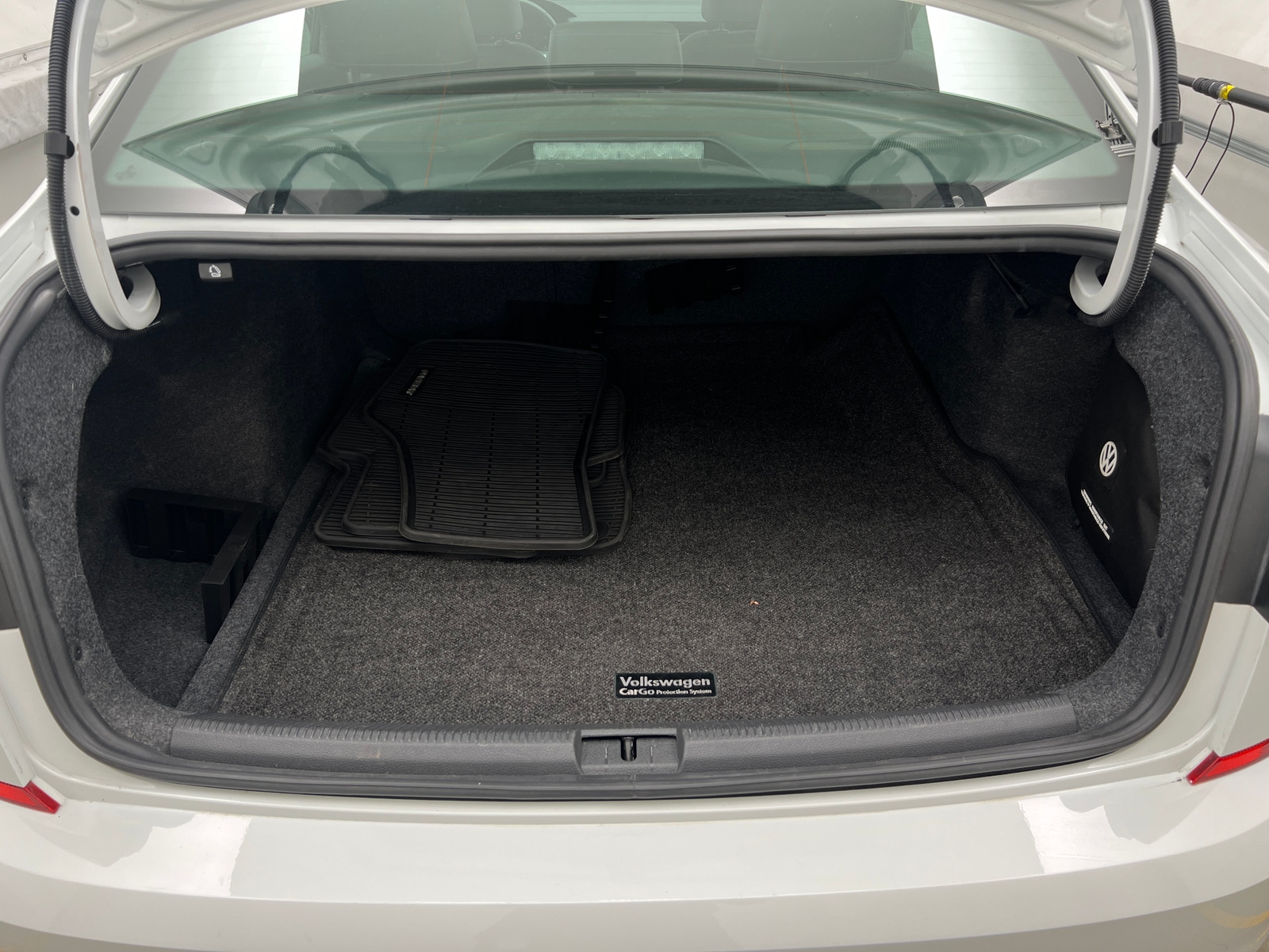 Thumbnail: 2020 Volkswagen Passat - 6