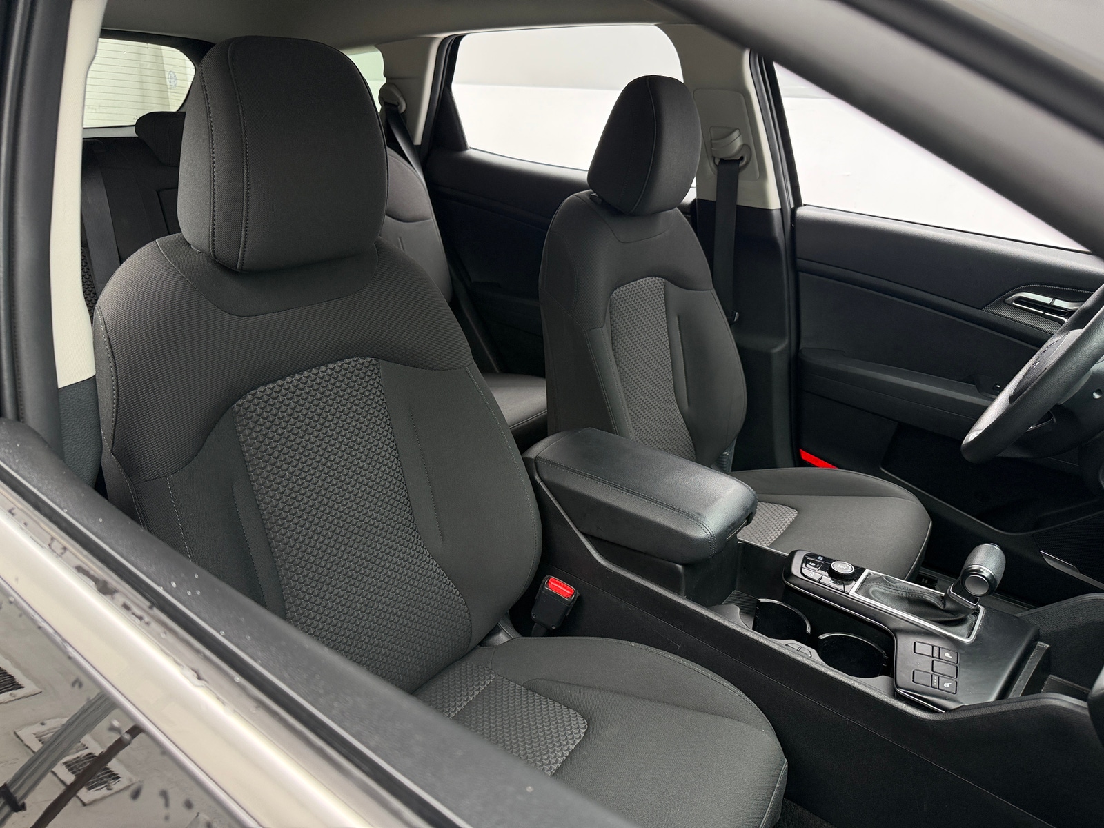 Thumbnail: 2023 Kia Sportage - 2
