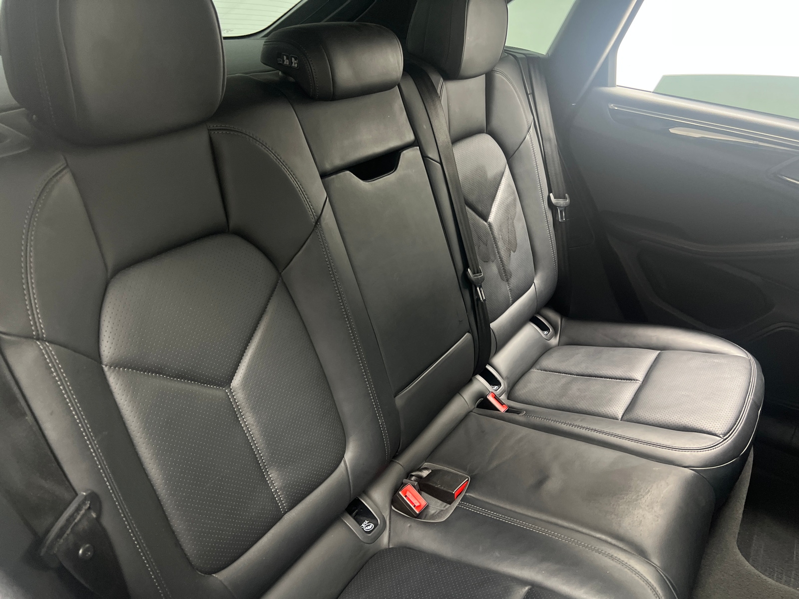 Thumbnail: 2020 Porsche Macan - 5
