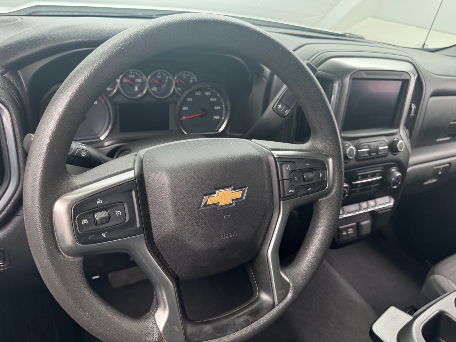 Thumbnail: 2020 Chevrolet Silverado 1500 - 5