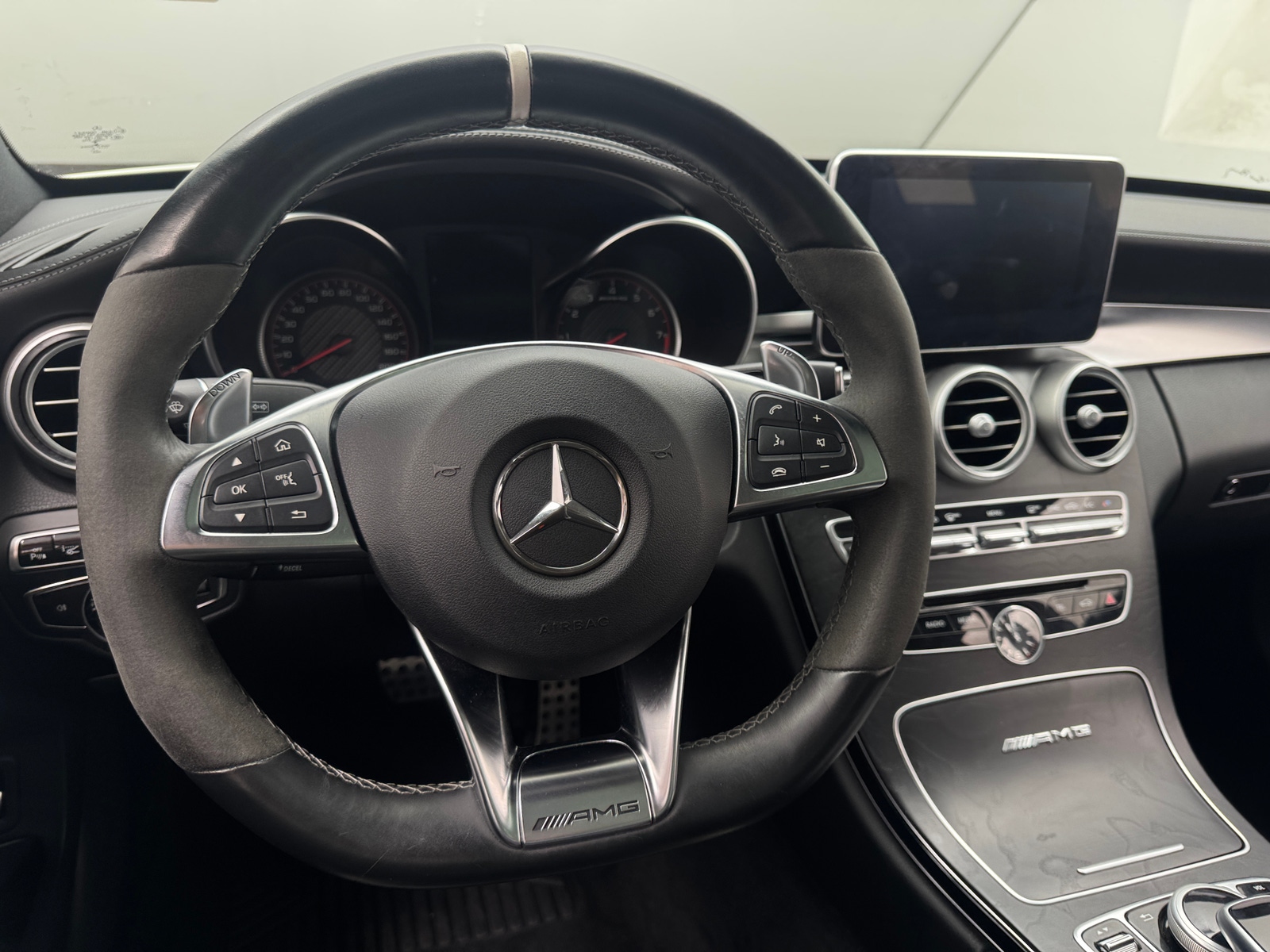 Thumbnail: 2016 Mercedes-Benz C-Class - 4