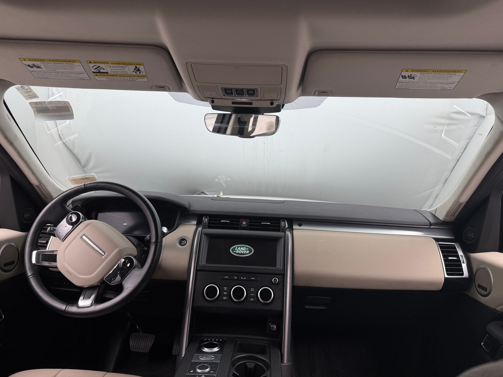 Thumbnail: 2020 Land Rover Discovery - 2