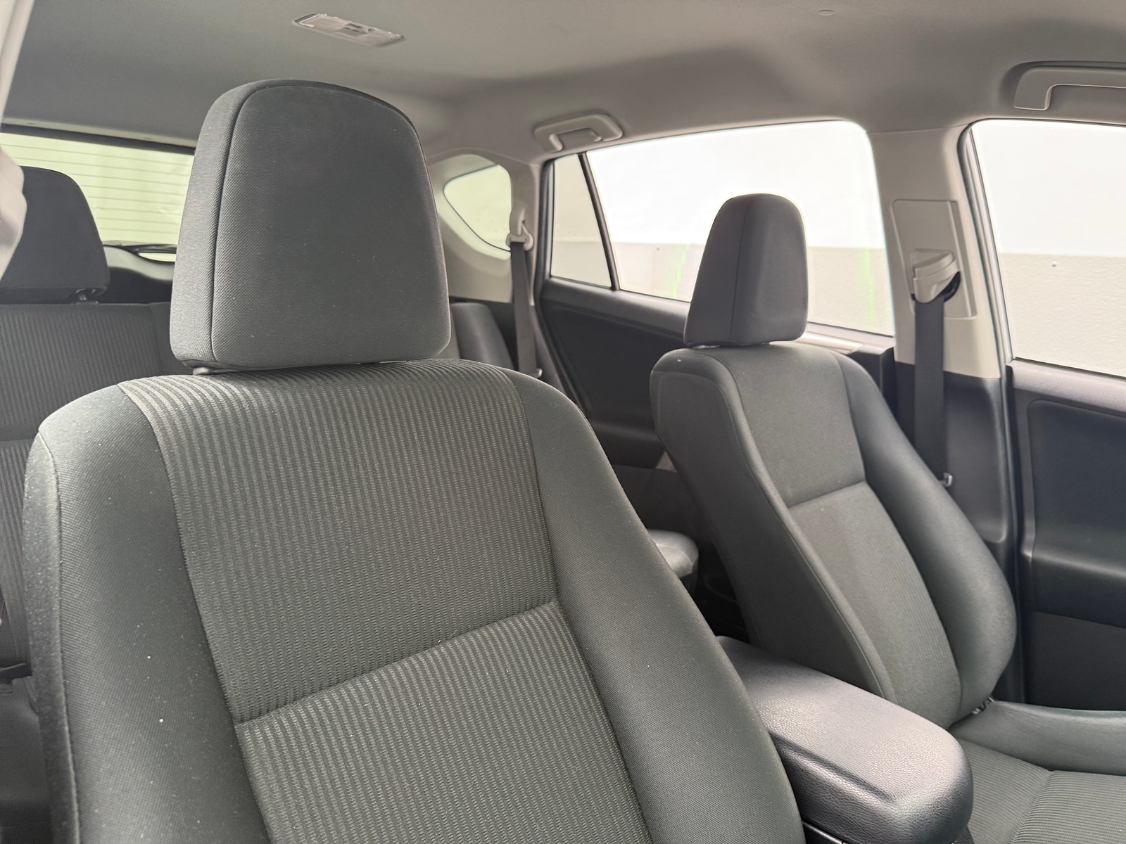 Thumbnail: 2018 Toyota RAV4 - 2