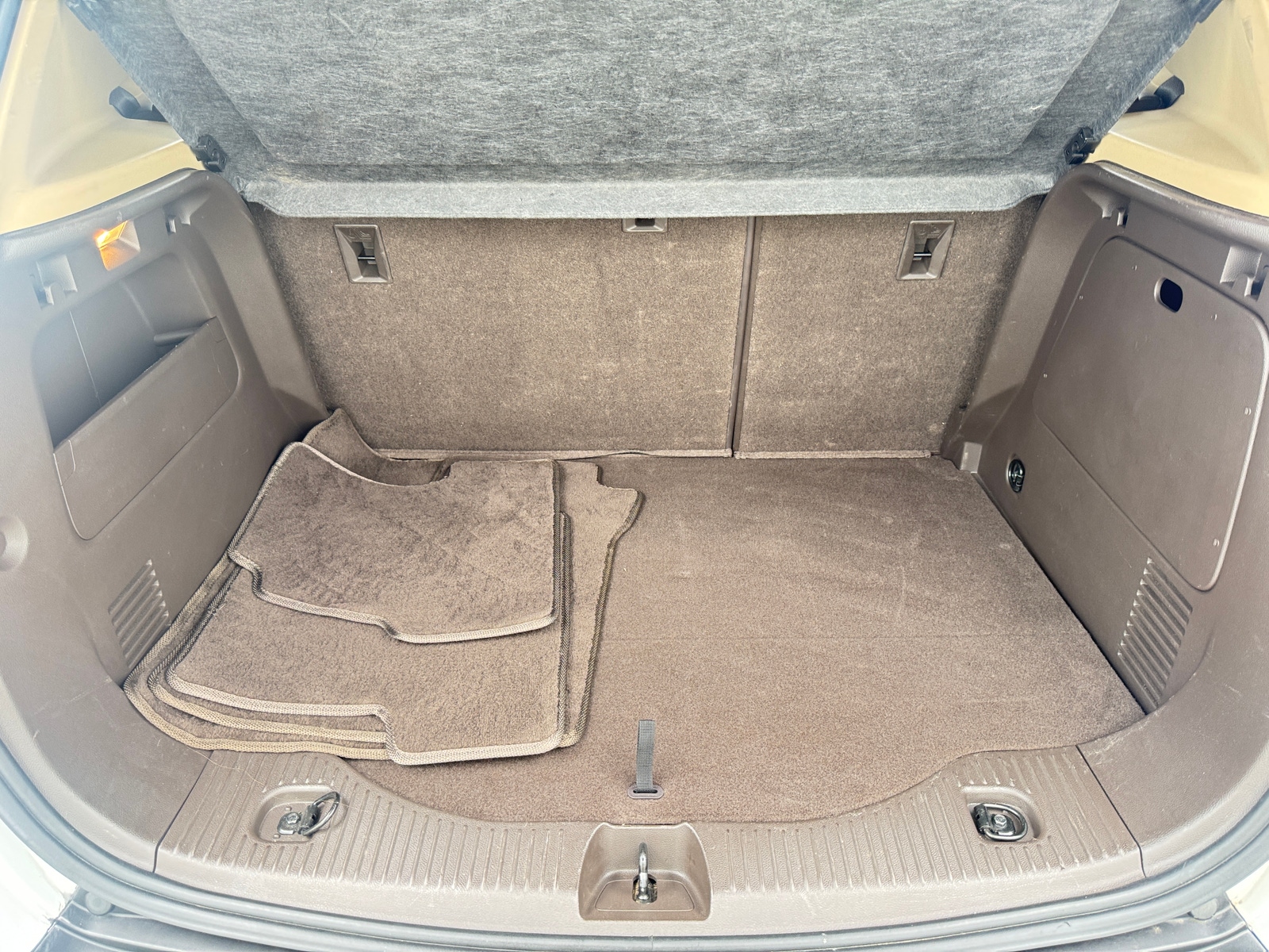 Thumbnail: 2016 Buick Encore - 6