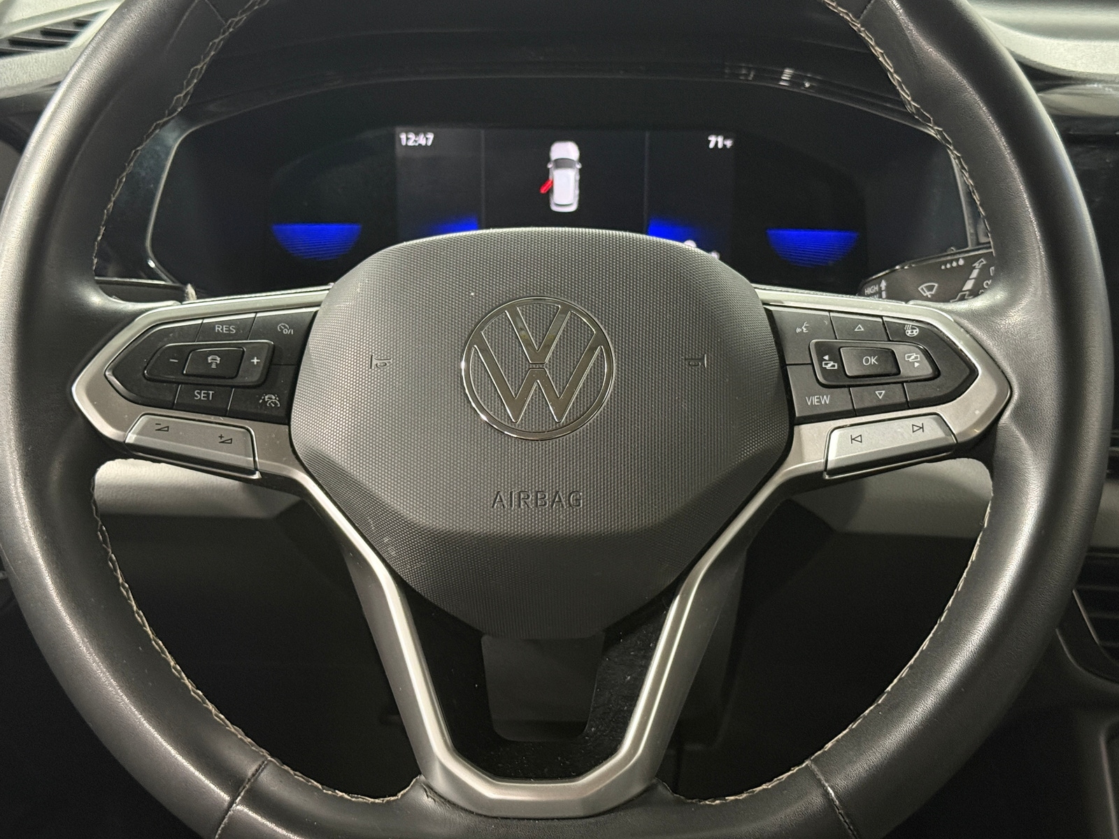 Thumbnail: 2022 Volkswagen Taos - 5