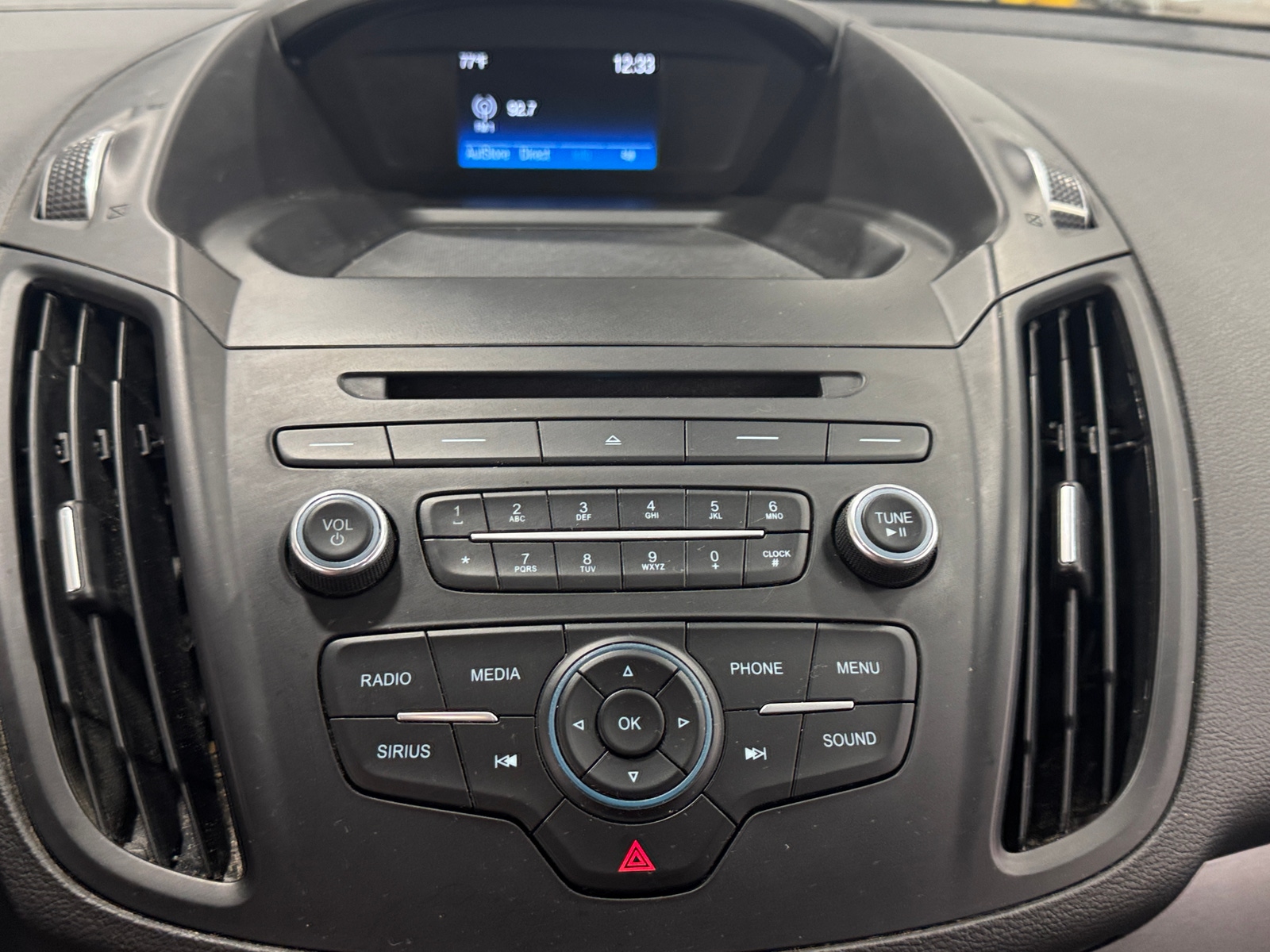 Thumbnail: 2018 Ford Escape - 4