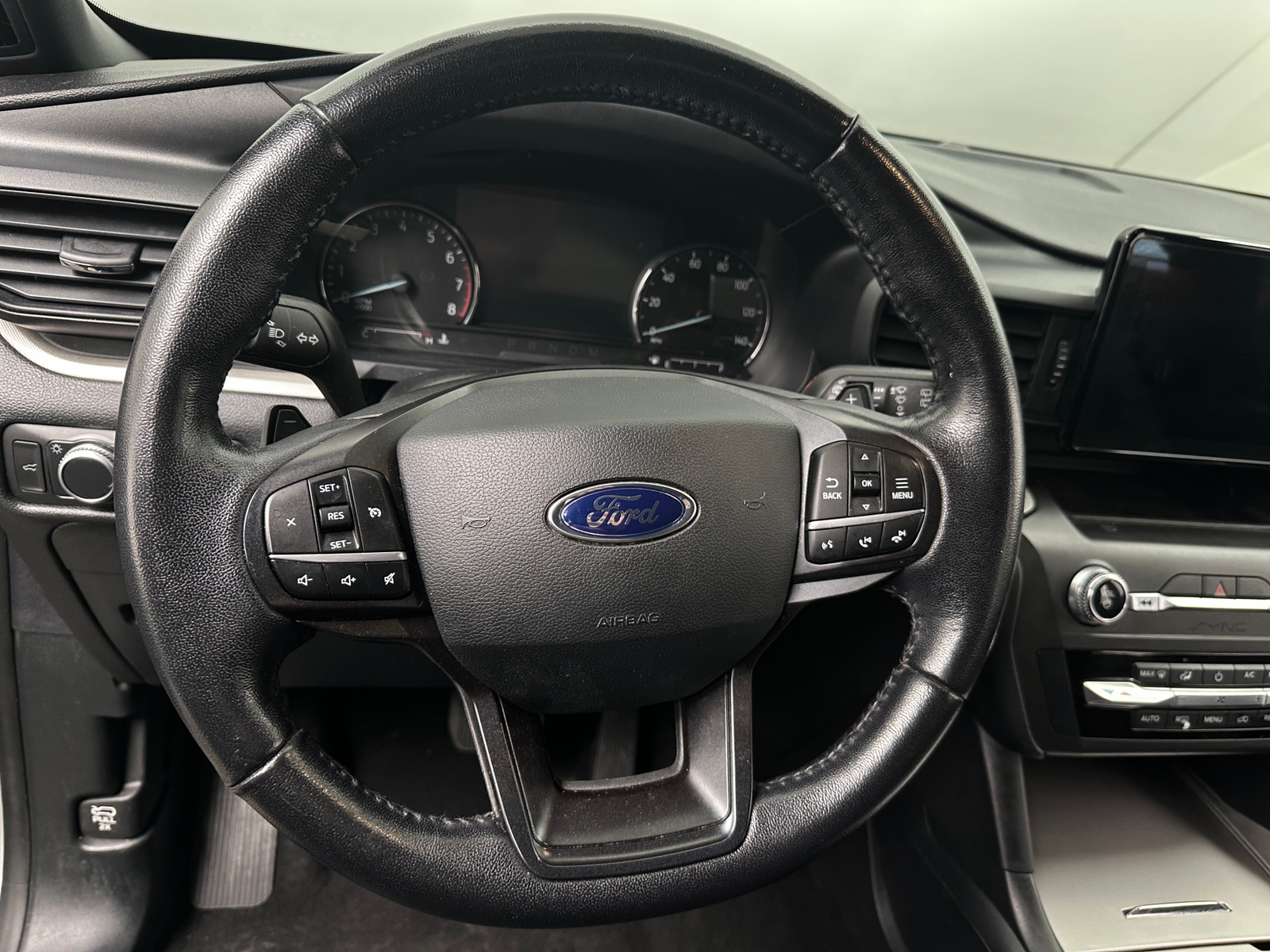 Thumbnail: 2020 Ford Explorer - 5