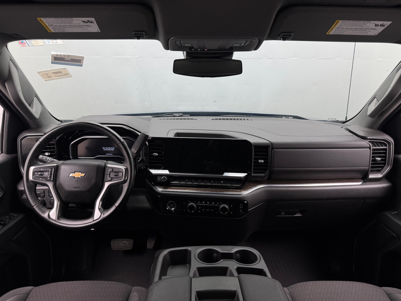 Thumbnail: 2024 Chevrolet Silverado 1500 - 3