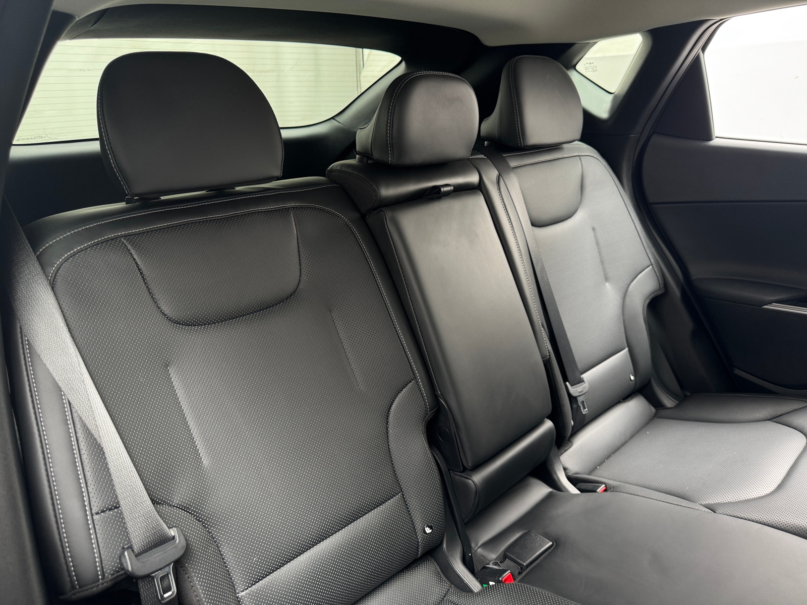 Thumbnail: 2023 Kia EV6 - 5