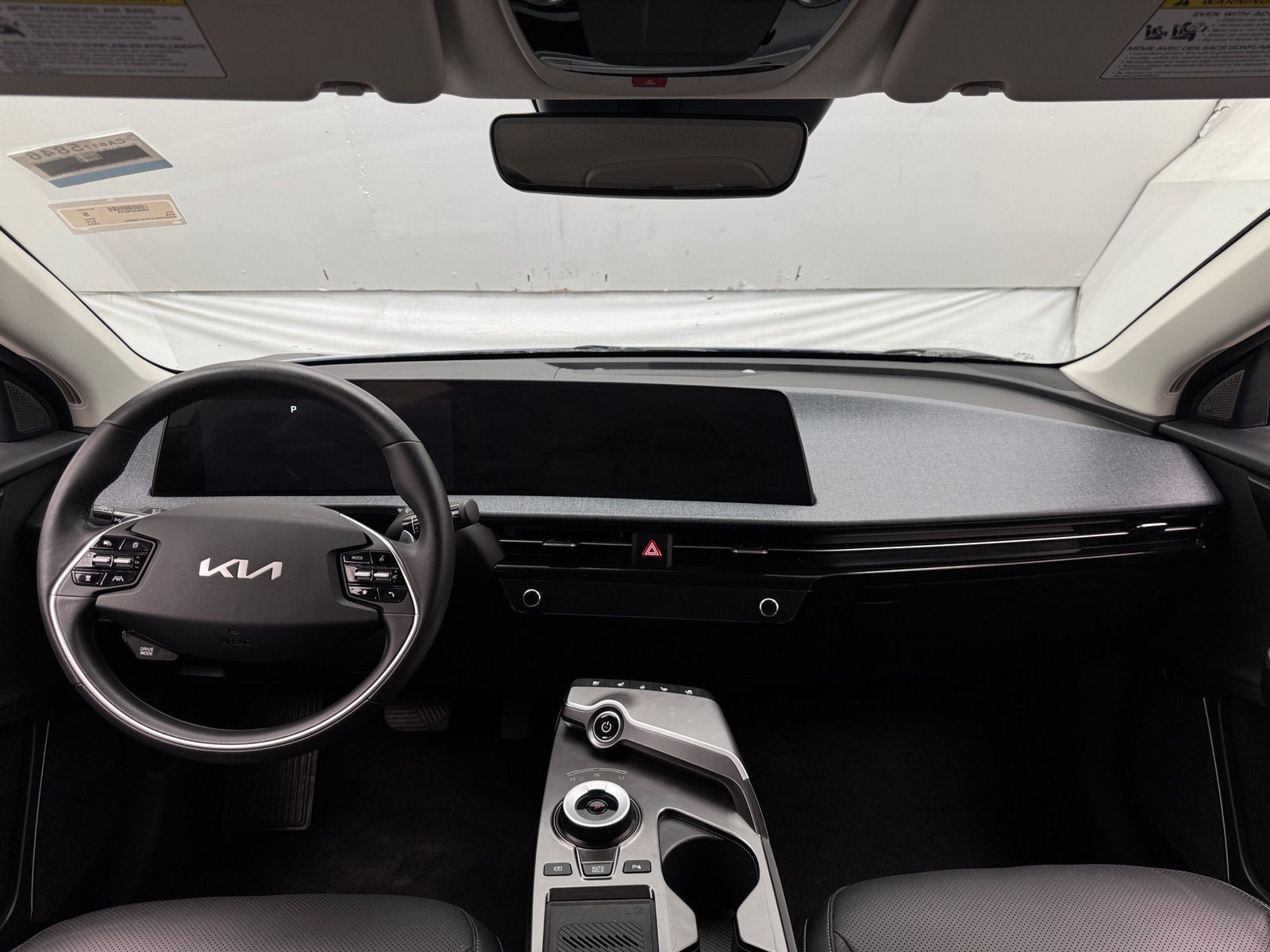 Thumbnail: 2023 Kia EV6 - 2