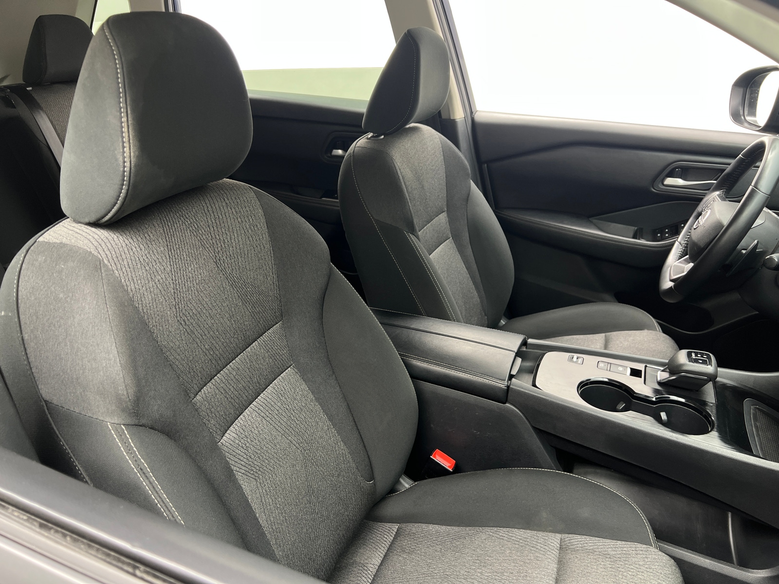 Thumbnail: 2025 Nissan Rogue - 2