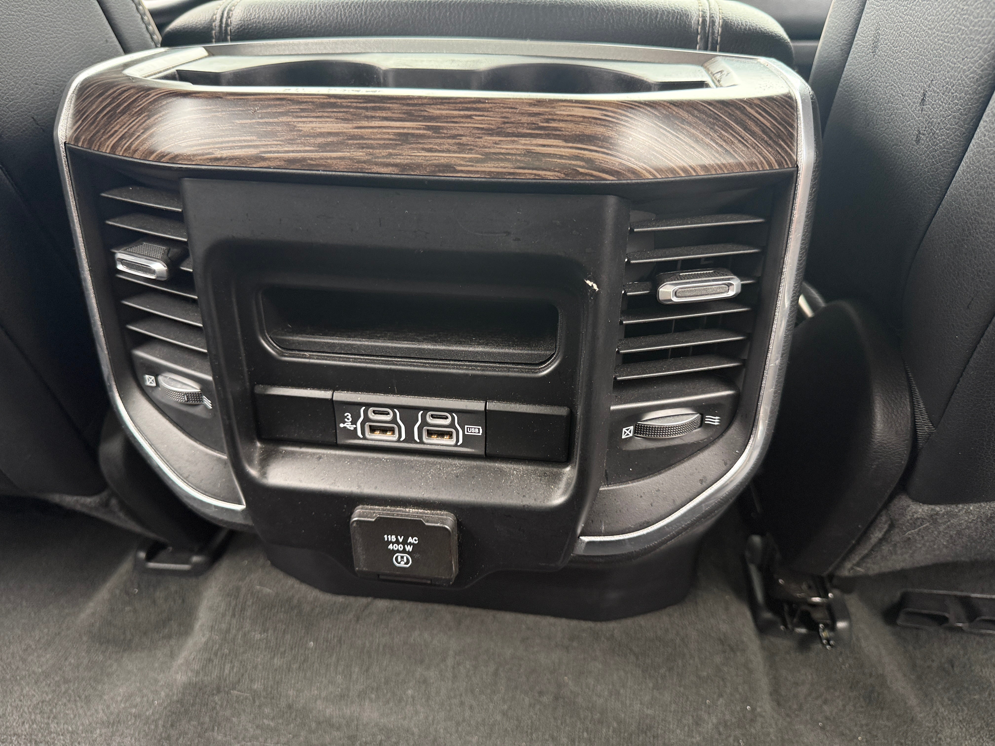 2020 RAM Ram 1500 Pickup Laramie - Photo 8