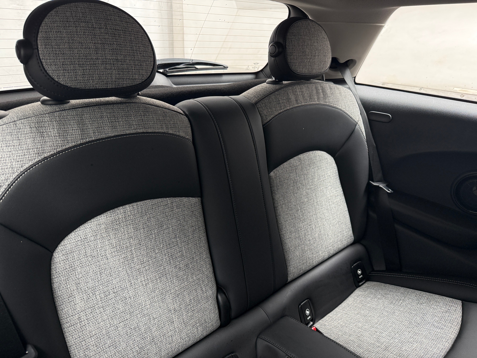 Thumbnail: 2021 MINI Cooper Hardtop - 5