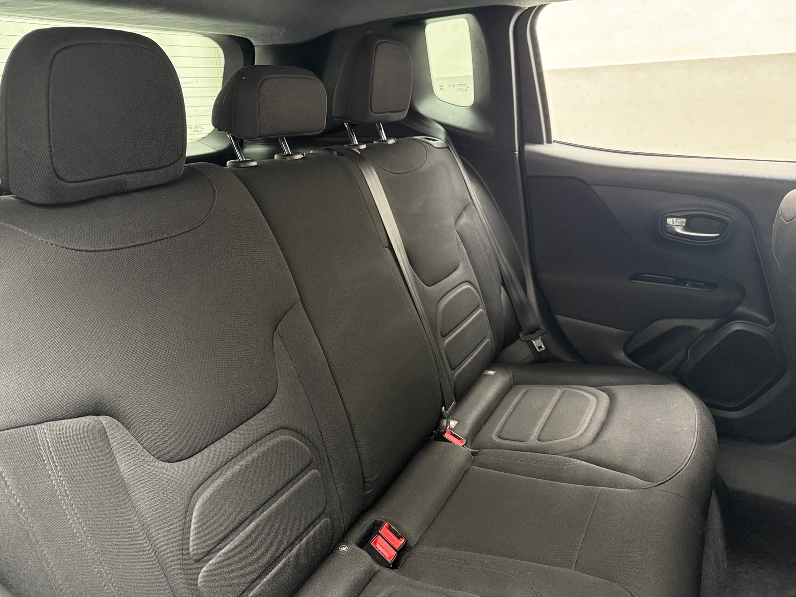 Thumbnail: 2021 Jeep Renegade - 6