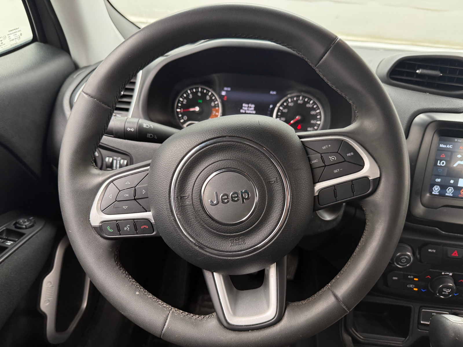 Thumbnail: 2021 Jeep Renegade - 5