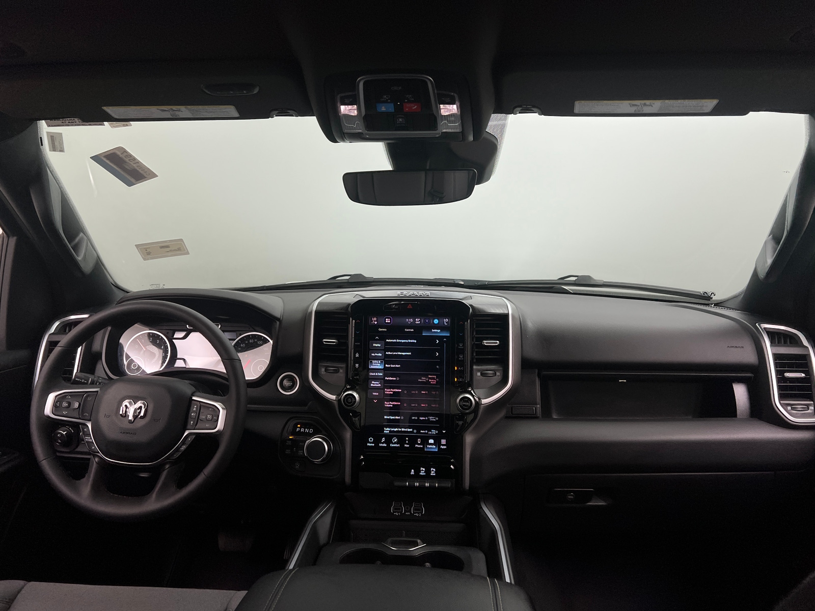 Thumbnail: 2026 RAM 1500 - 3