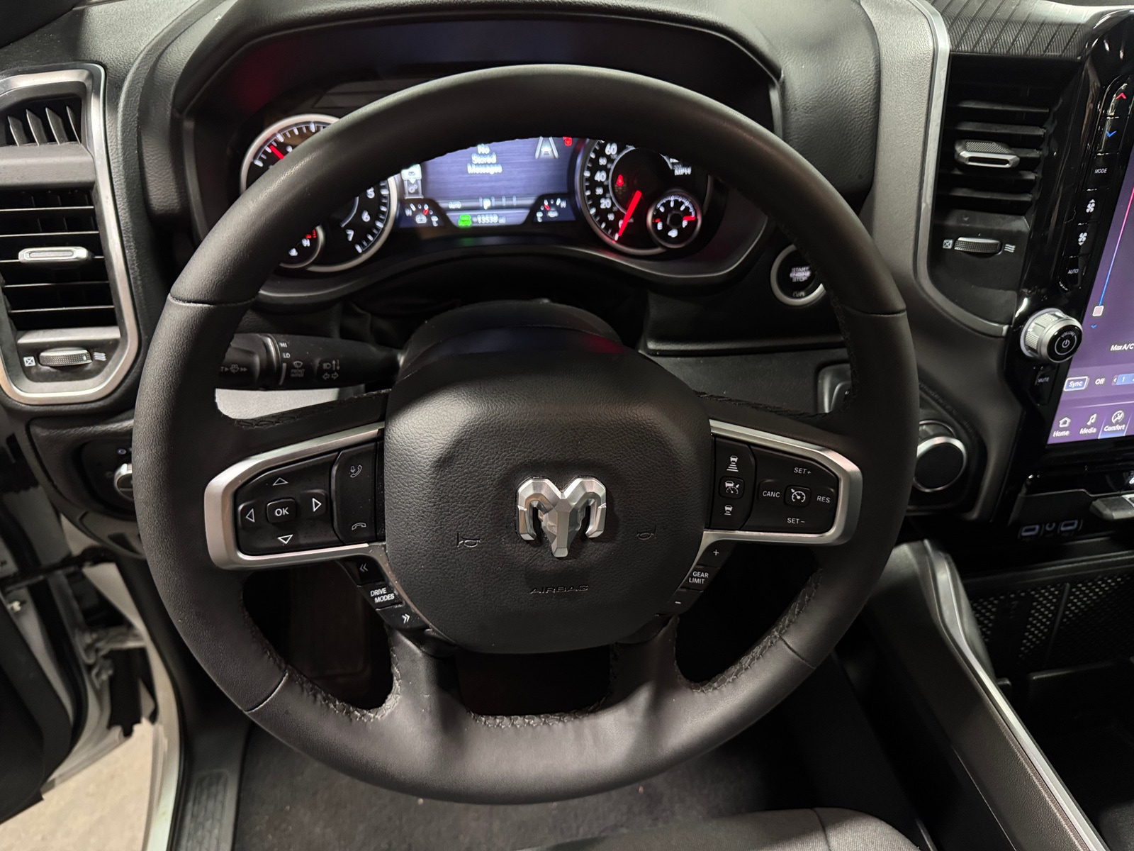 Thumbnail: 2026 RAM 1500 - 5