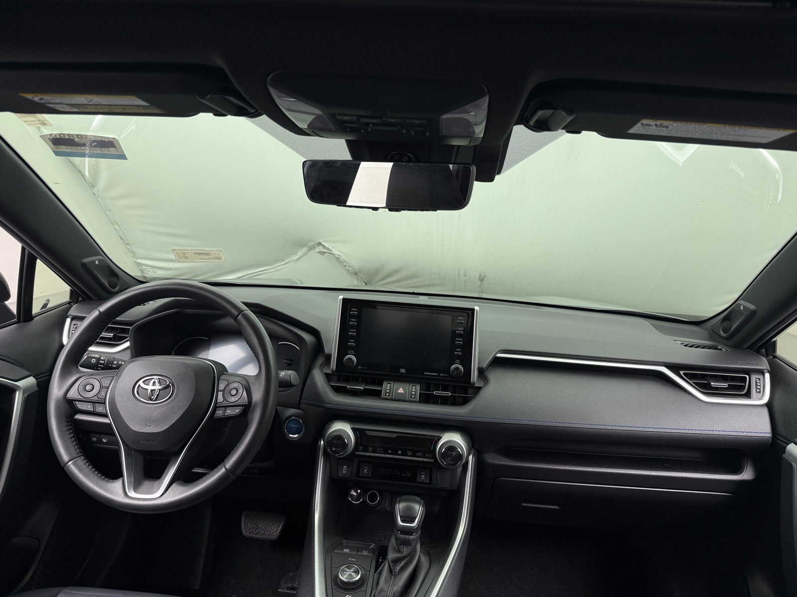 Thumbnail: 2021 Toyota RAV4 - 3
