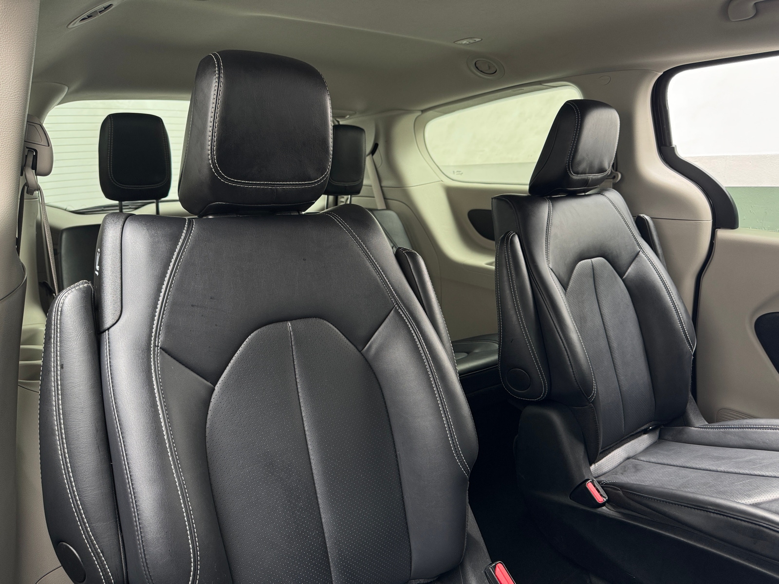 Thumbnail: 2024 Chrysler Pacifica - 5