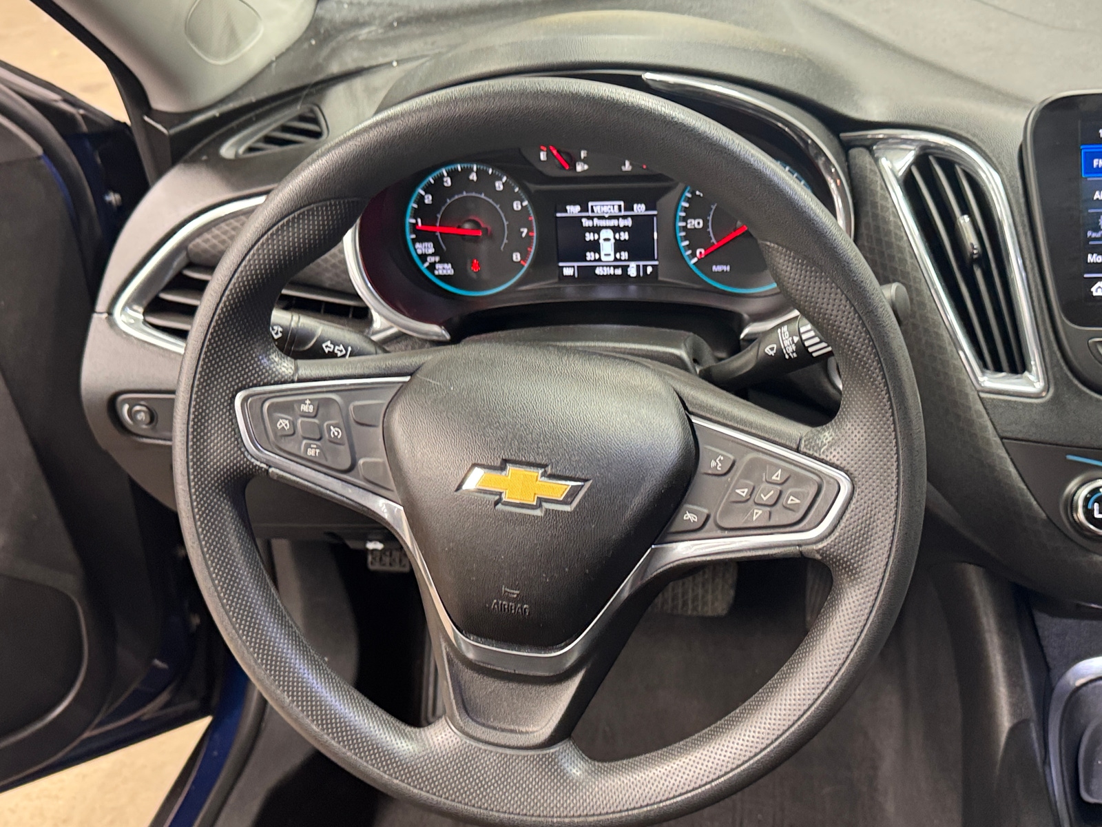 Thumbnail: 2019 Chevrolet Malibu - 5