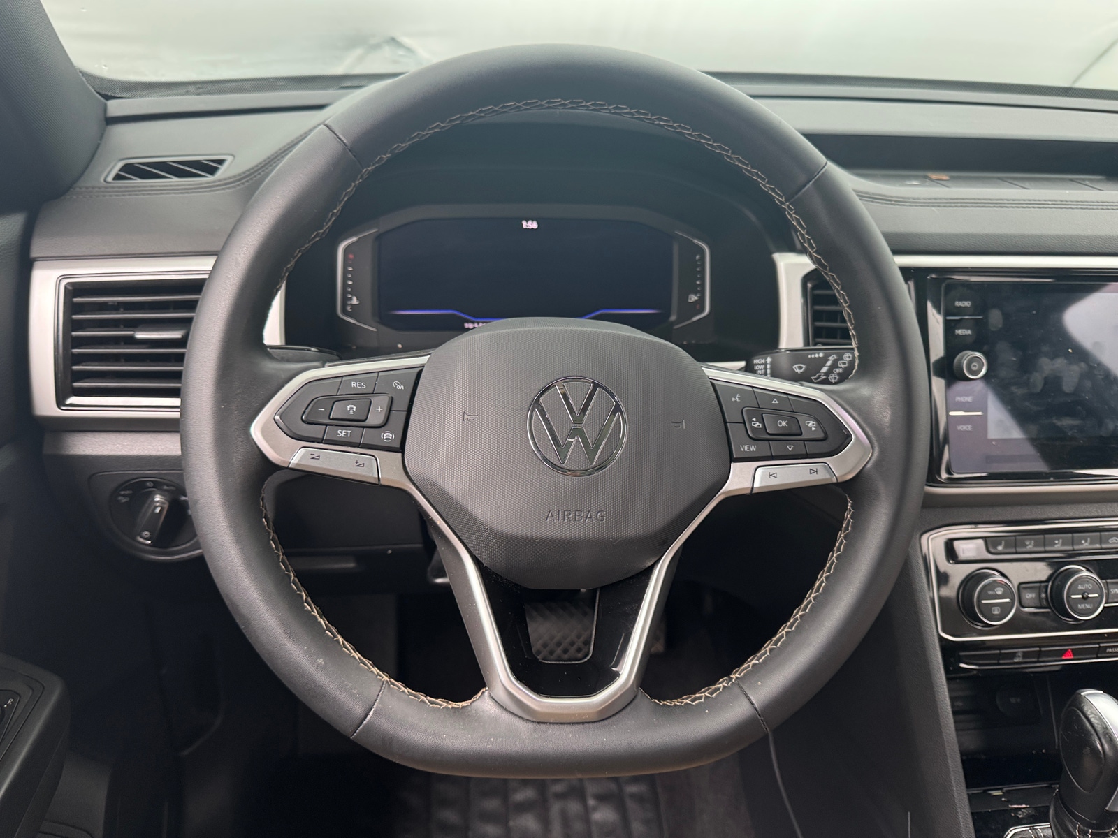 Thumbnail: 2023 Volkswagen Atlas - 4