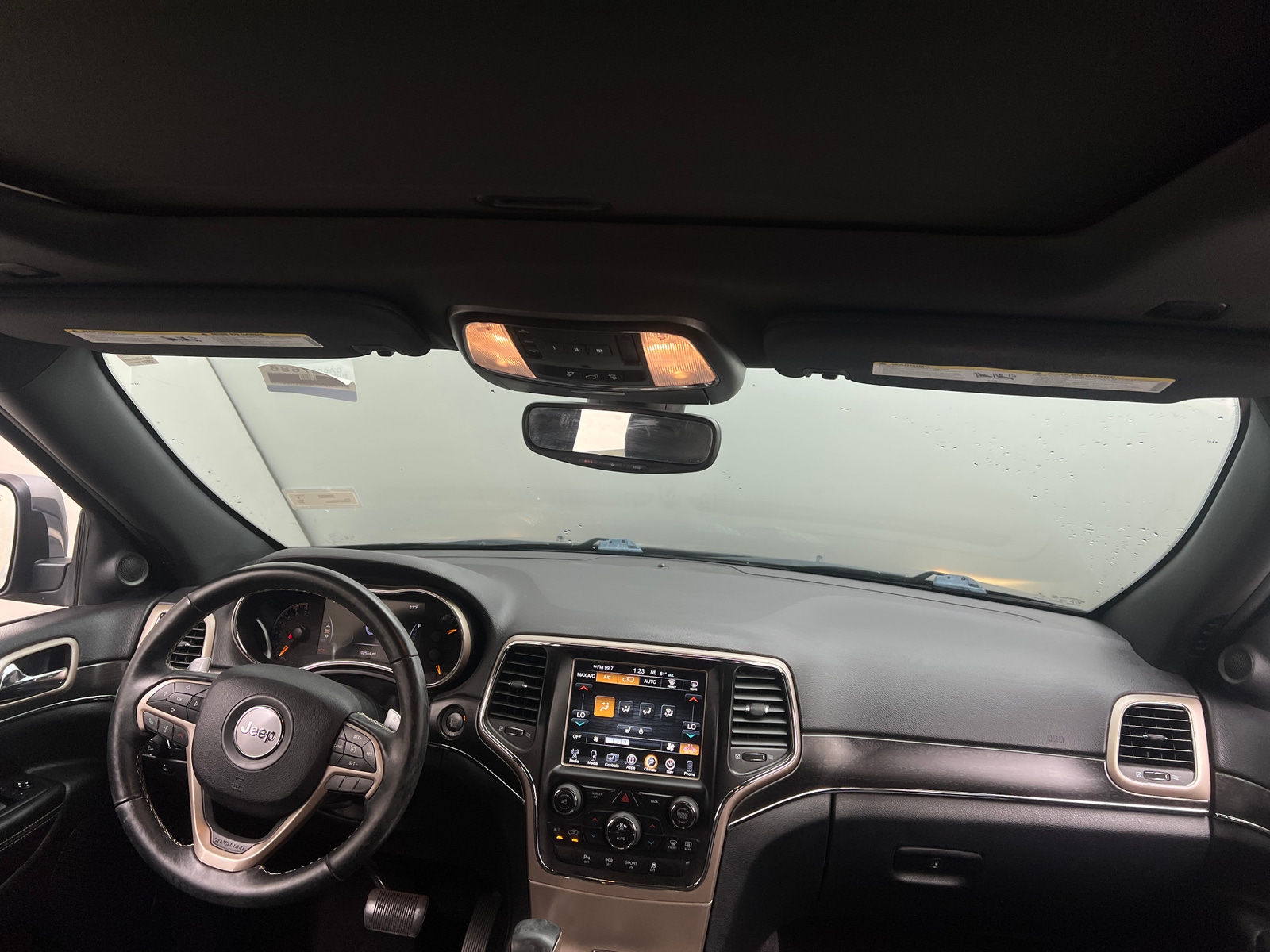Thumbnail: 2017 Jeep Grand Cherokee - 2