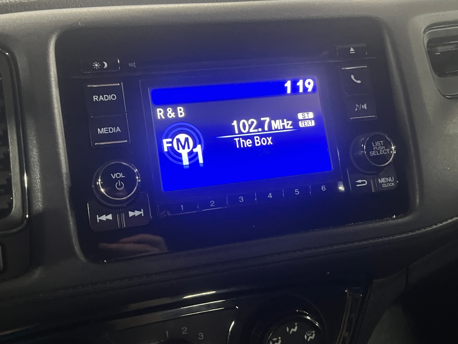 Thumbnail: 2021 Honda HR-V - 4
