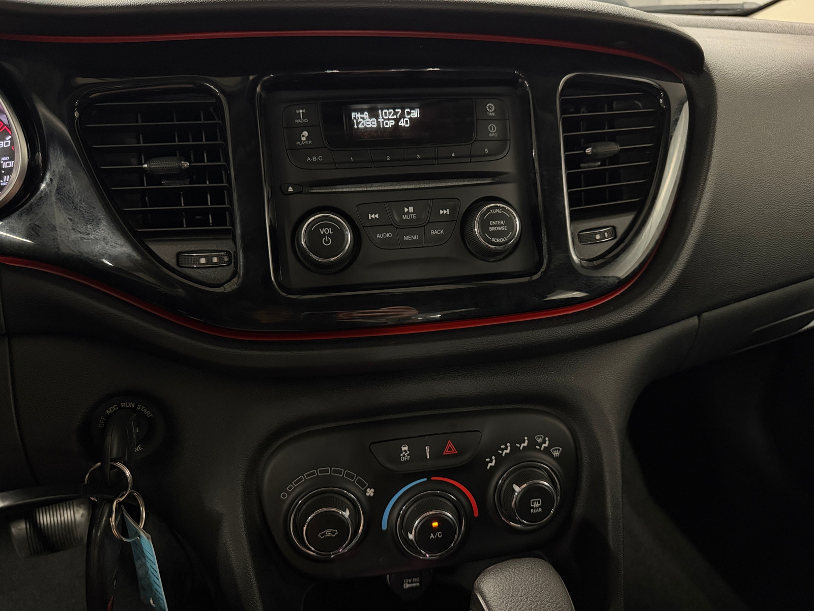 Thumbnail: 2015 Dodge Dart - 4