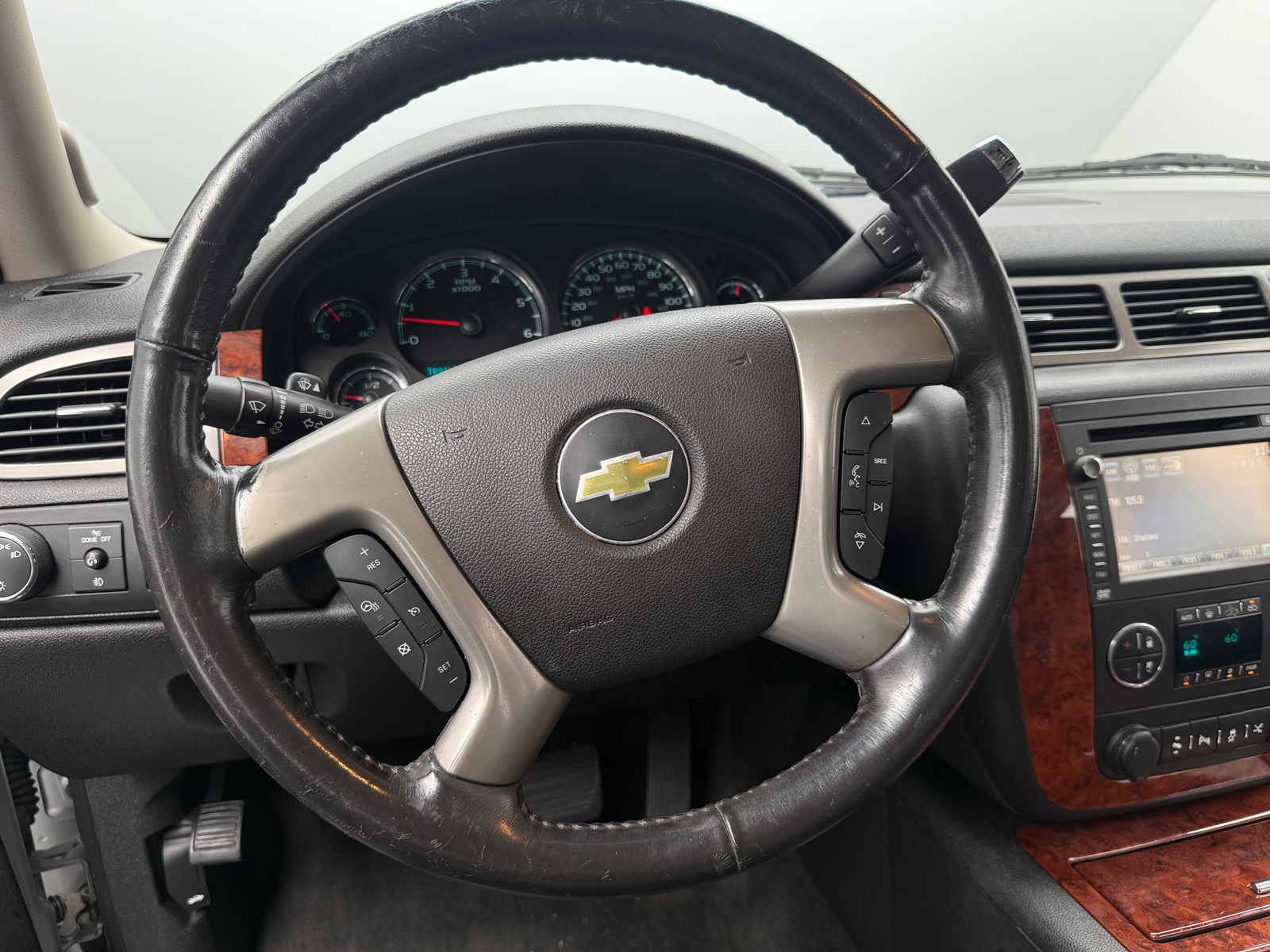 Thumbnail: 2013 Chevrolet Avalanche 1500 - 4