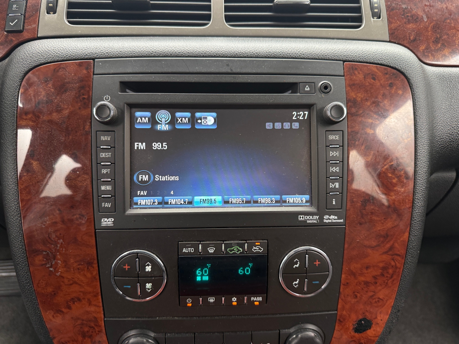 Thumbnail: 2013 Chevrolet Avalanche 1500 - 3