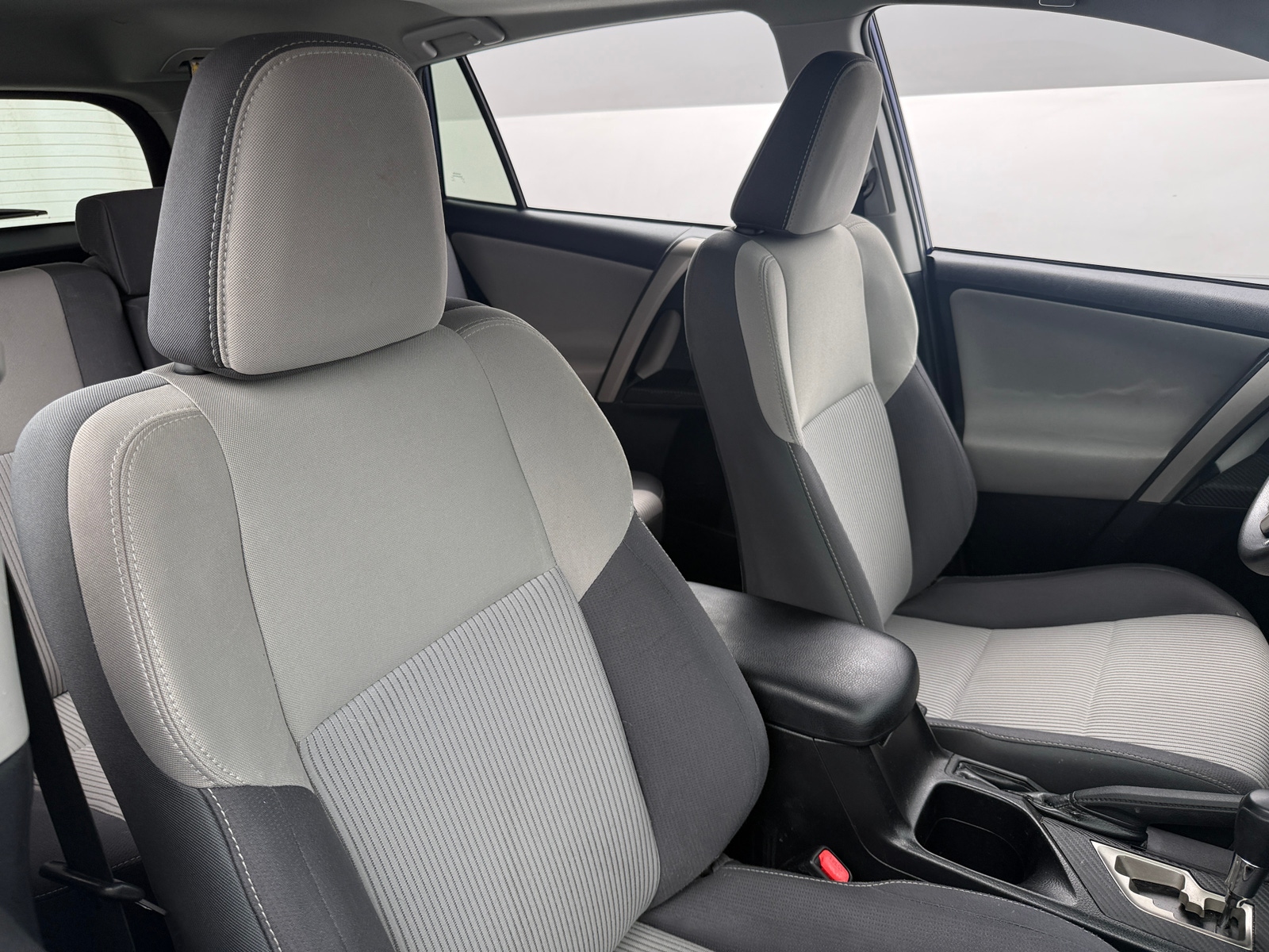 Thumbnail: 2014 Toyota RAV4 - 2