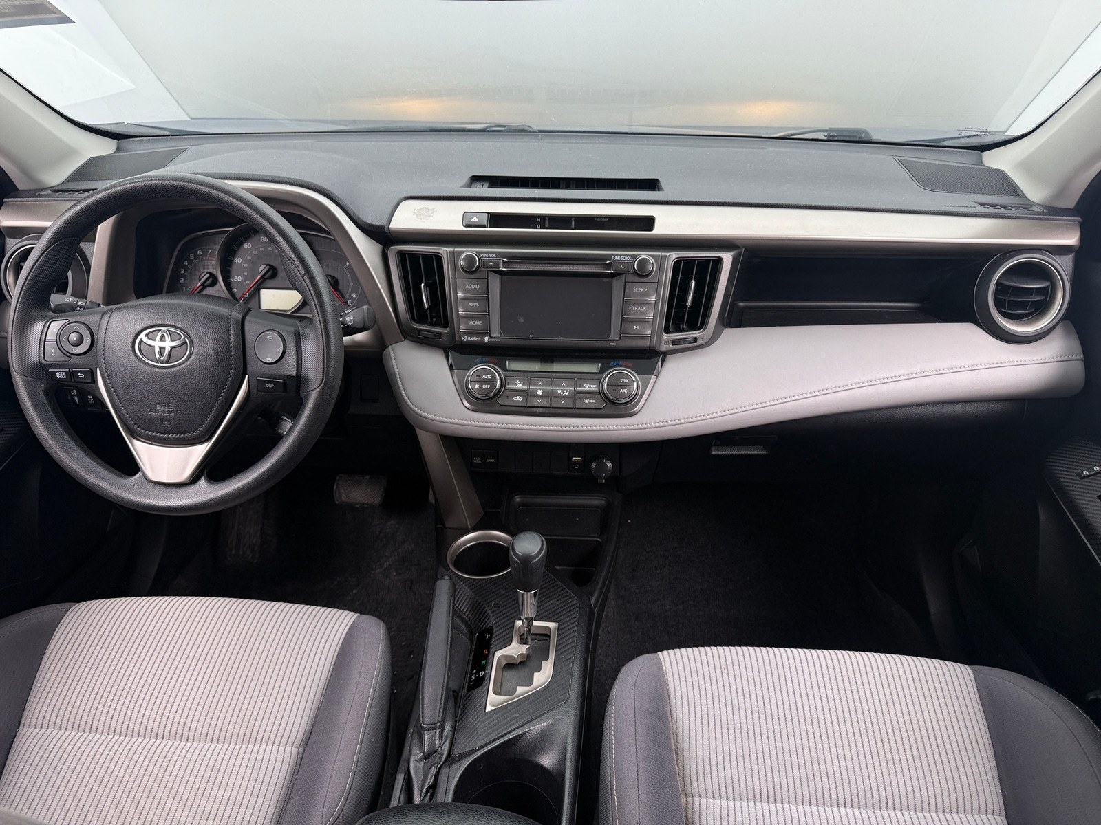 Thumbnail: 2014 Toyota RAV4 - 3