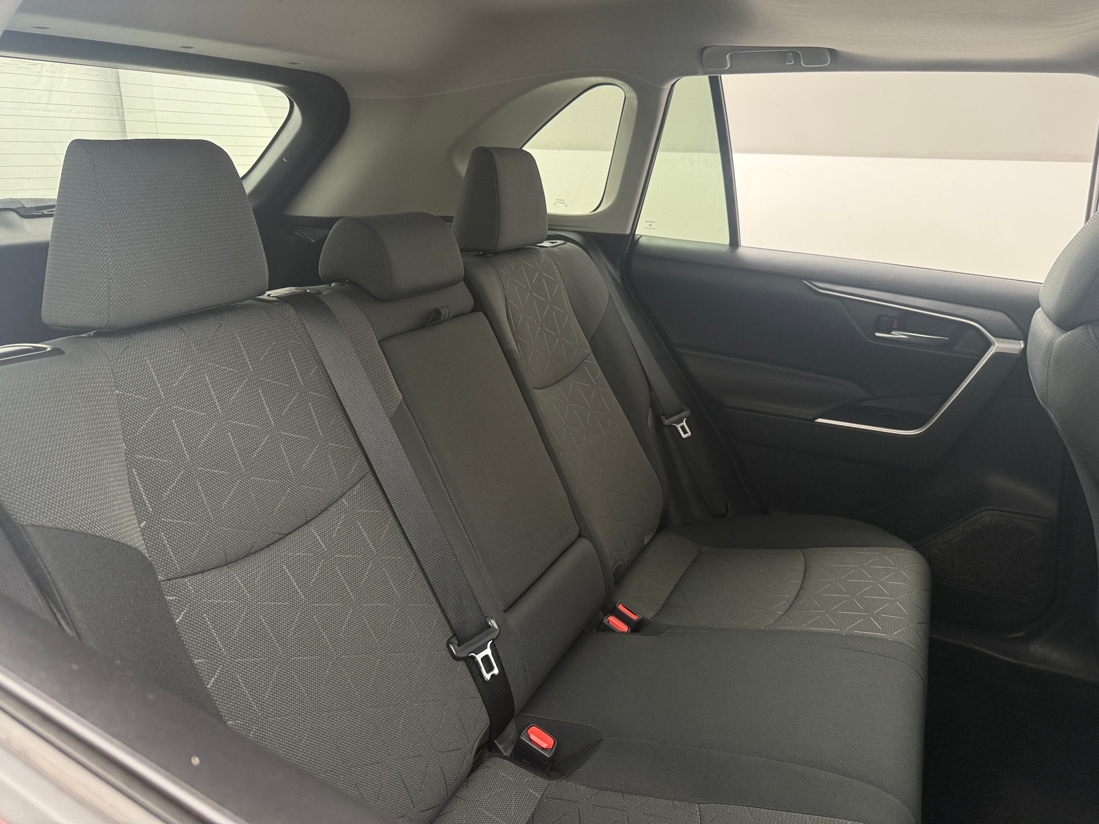 Thumbnail: 2019 Toyota RAV4 - 6