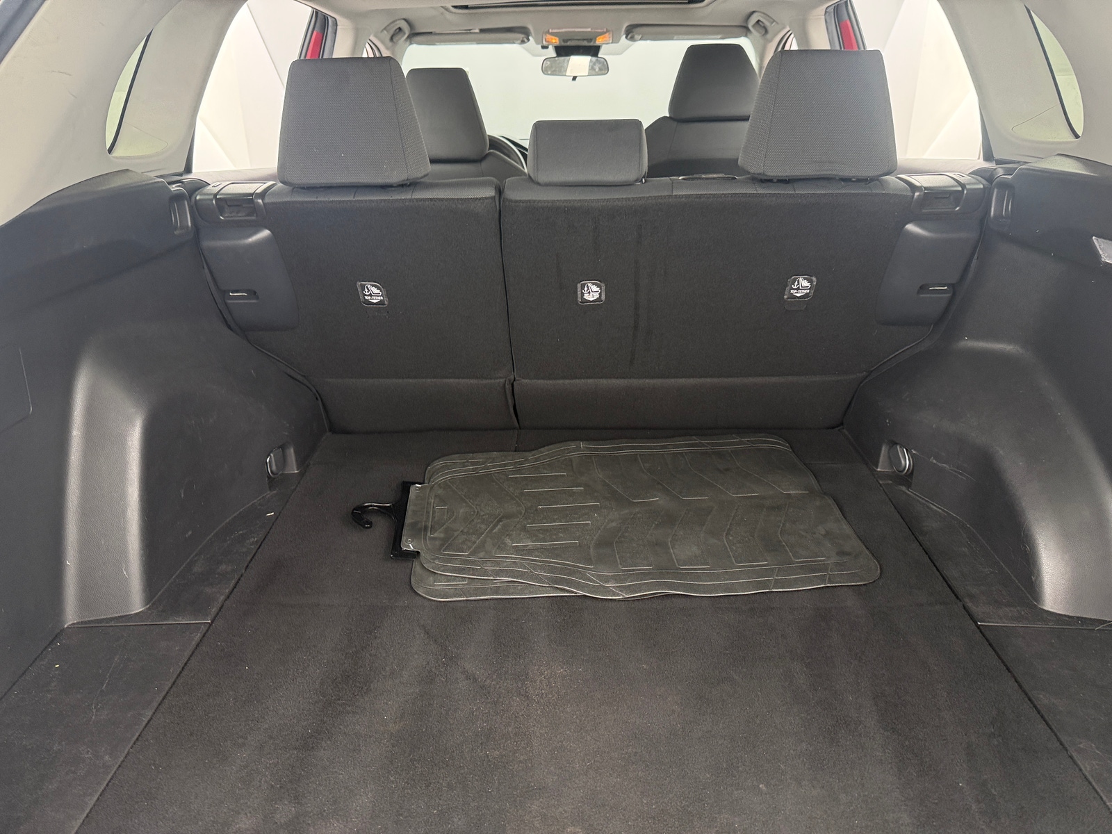 Thumbnail: 2019 Toyota RAV4 - 7
