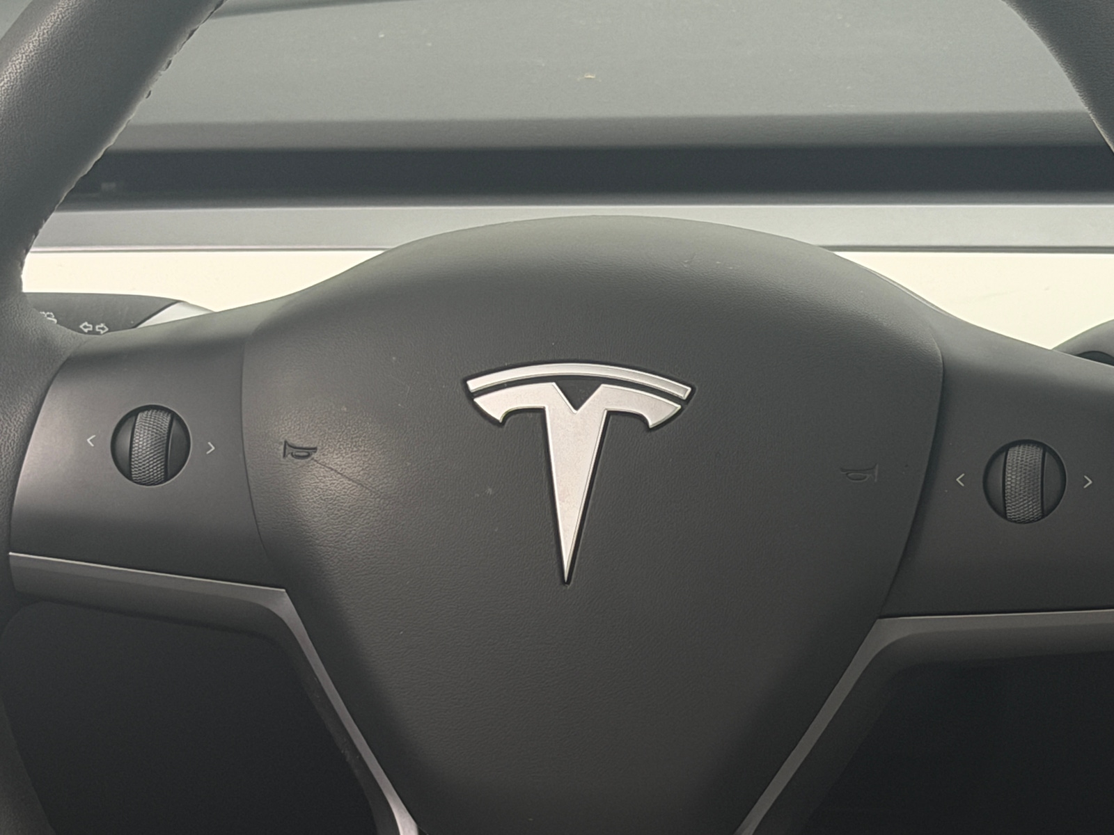 Thumbnail: 2025 Tesla Model Y - 4