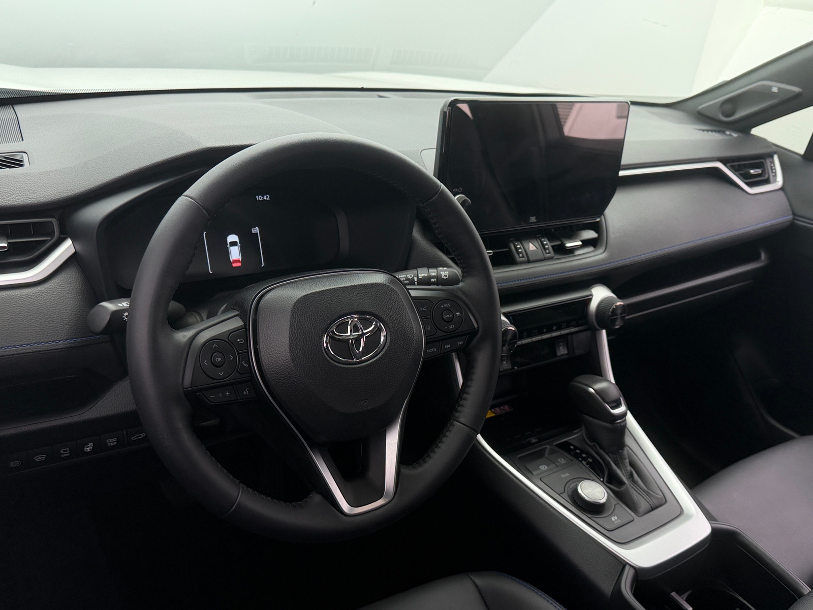 Thumbnail: 2025 Toyota RAV4 - 4